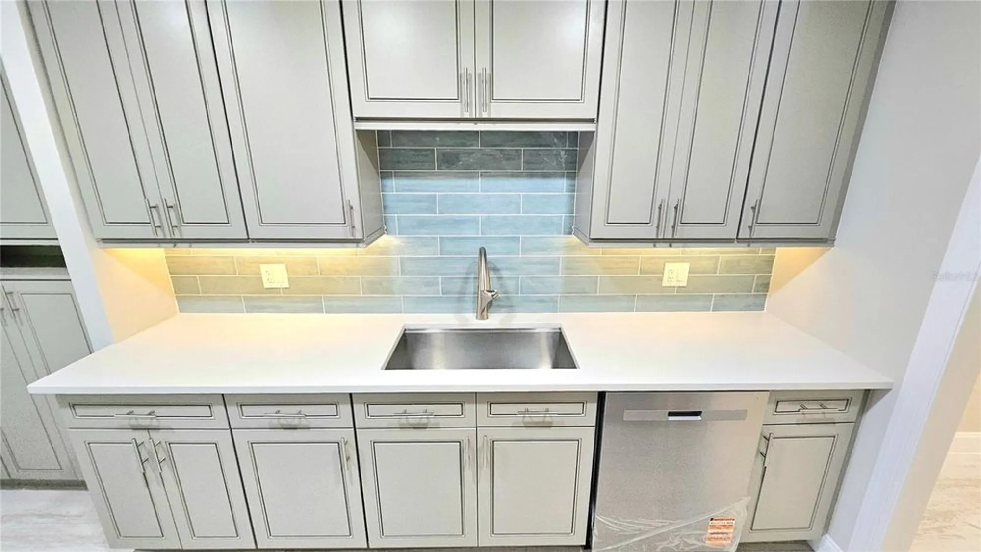 Property Slideshow image 12 of 43 | 517 boca ciega point blvd n, St Petersburg, FL, 33708