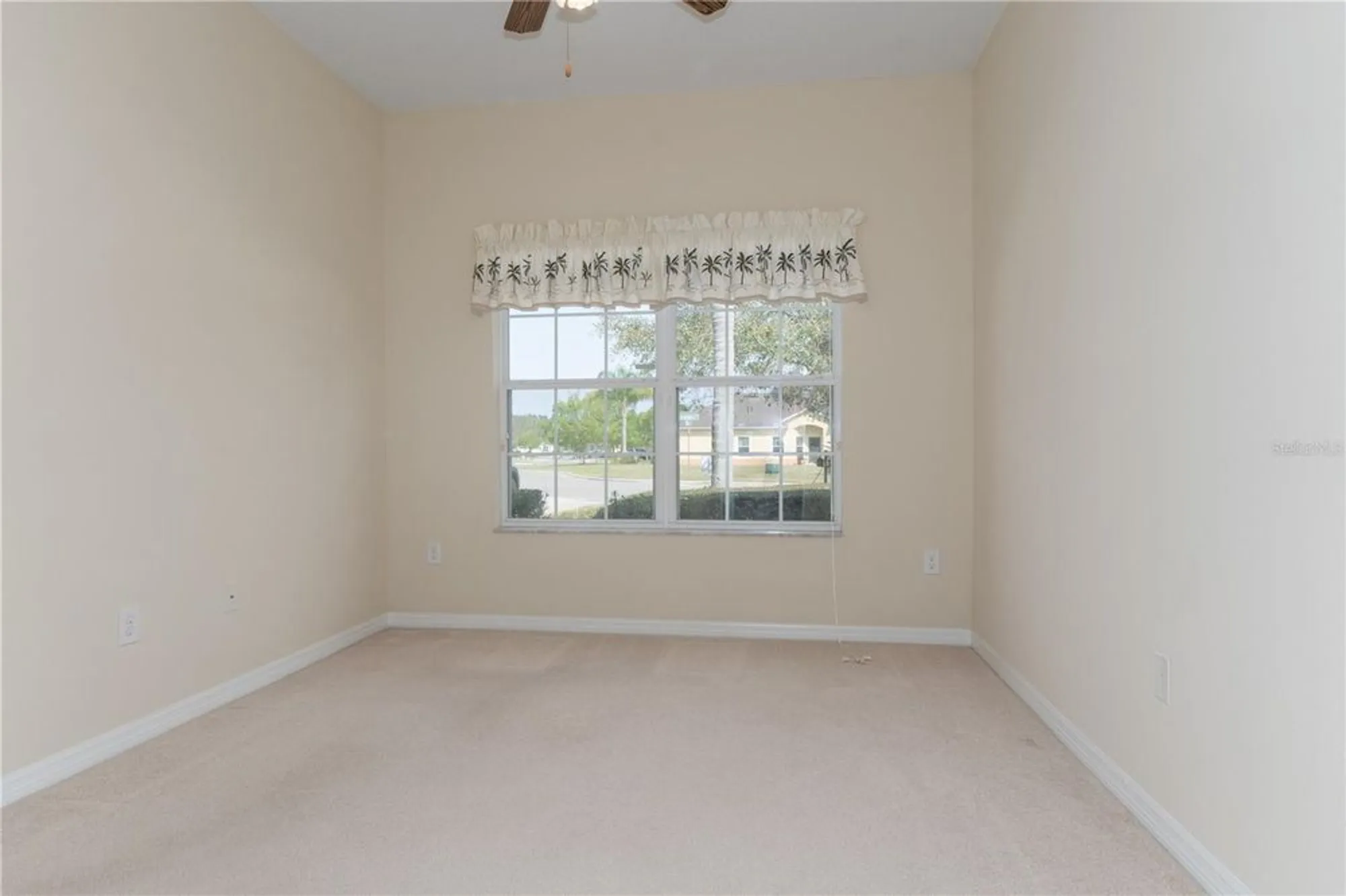 Property Slideshow image 15 of 33 | 3201 sonesta ct b, Clermont, FL, 34711