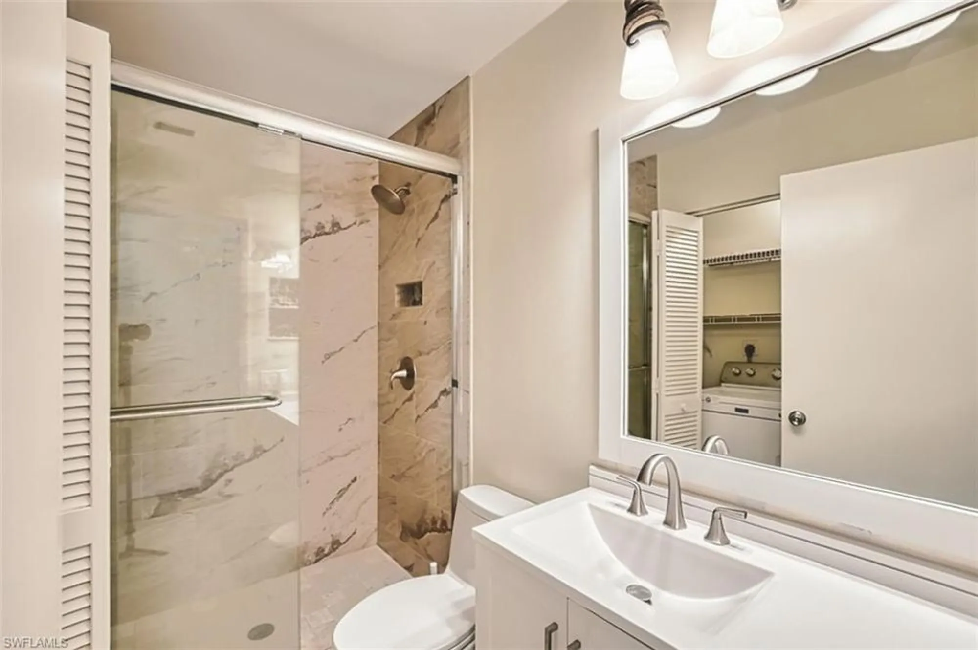 Property Slideshow image 13 of 50 | 1846 pine glade cir, Fort Myers, FL, 33907