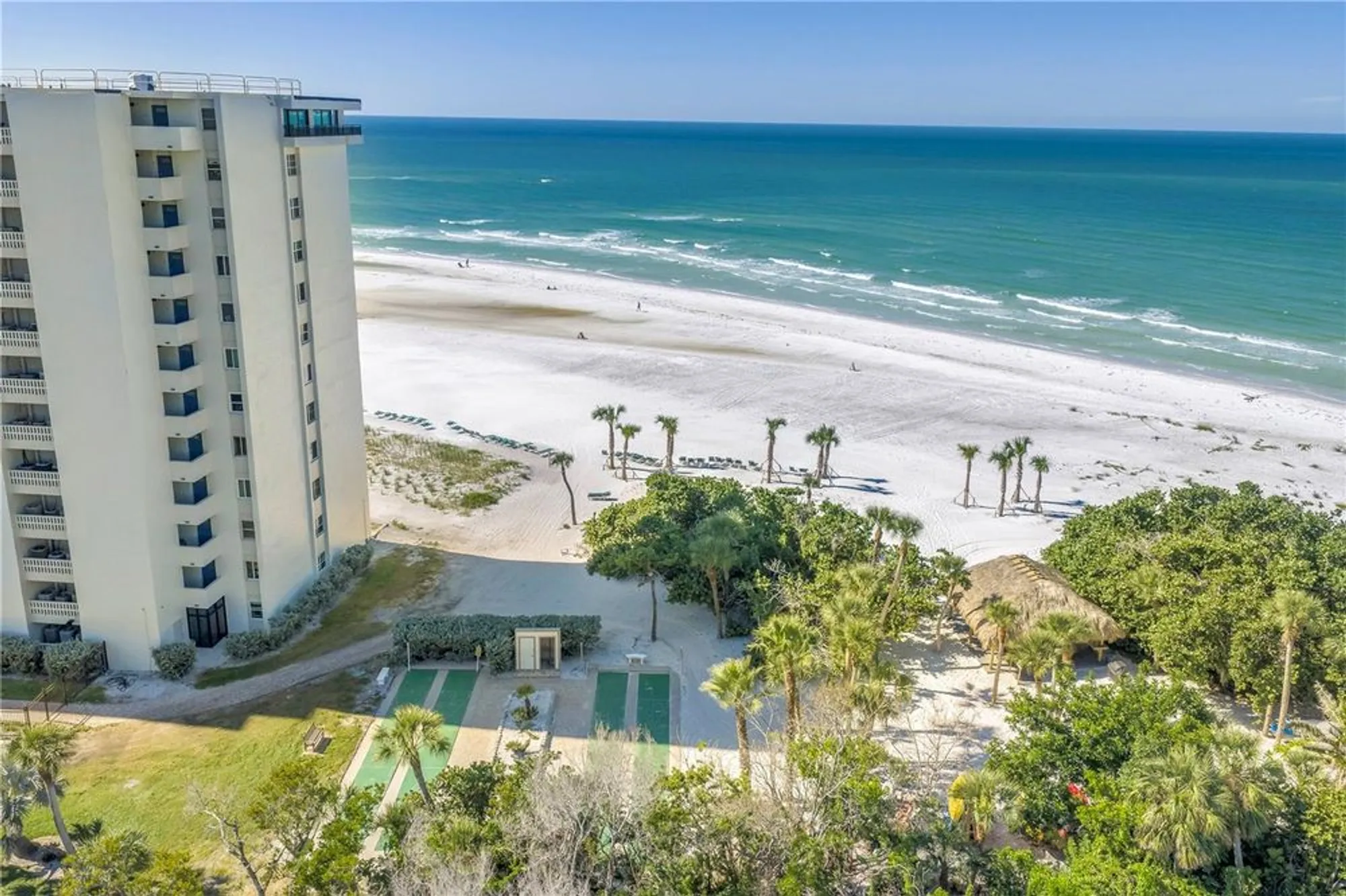 Property Slideshow image 51 of 60 | 111 whispering sands cir # v38, Sarasota, FL, 34242