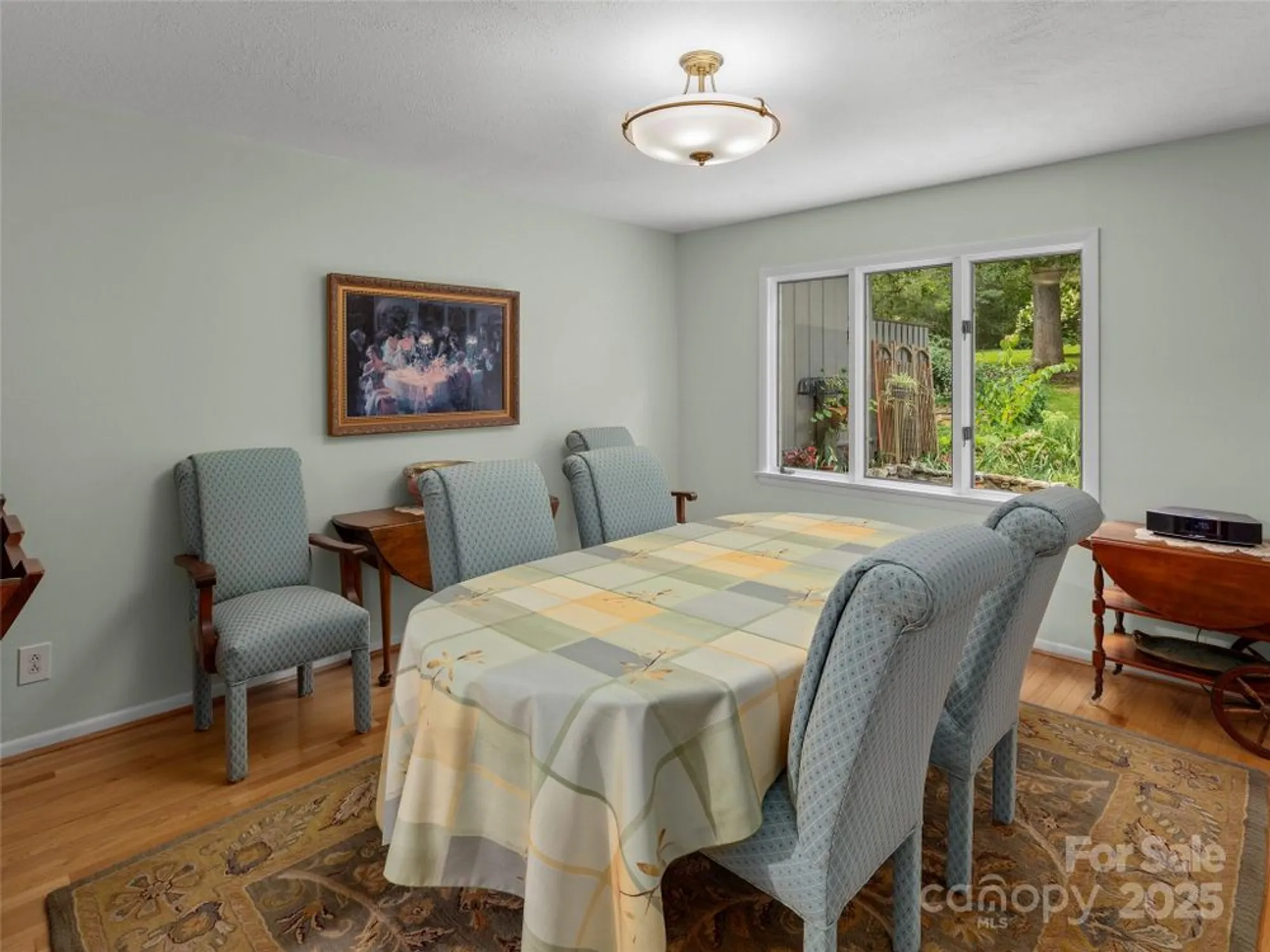 Property Slideshow image 10 of 27 | 102 crowfields dr, Asheville, NC, 28803