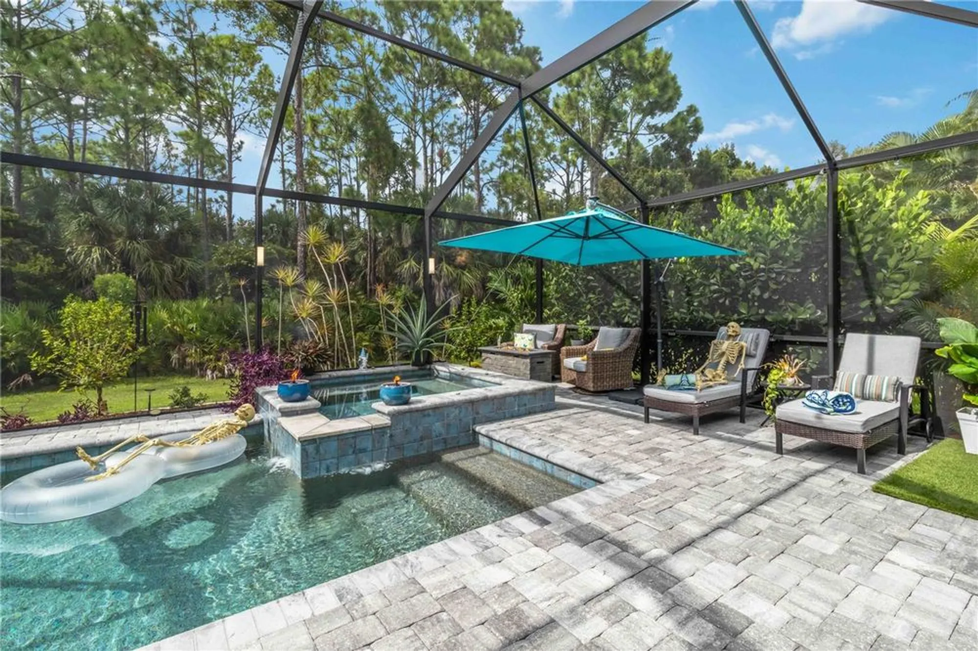 Property Slideshow image 37 of 65 | 12272 stuart dr, Venice, FL, 34293