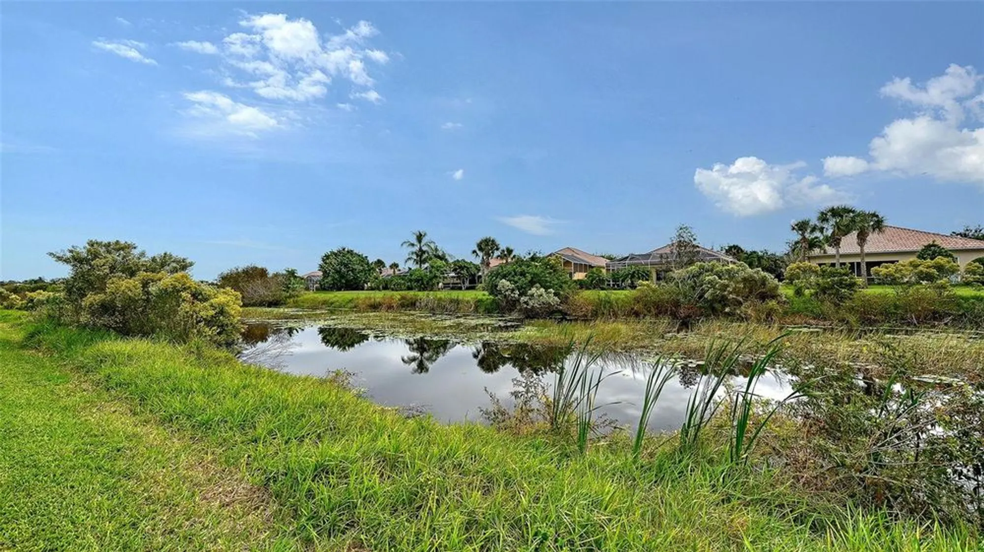 Property Slideshow image 33 of 63 | 1749 burgos dr, Sarasota, FL, 34238