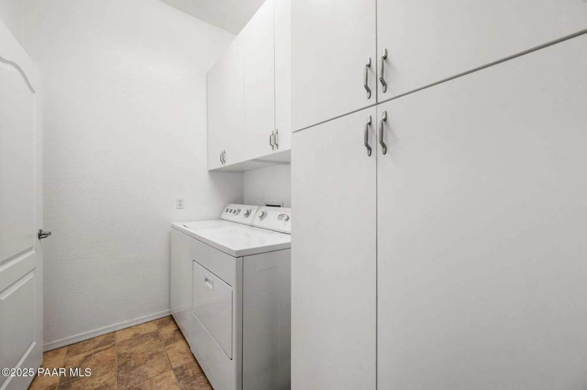 Property Slideshow image 26 of 43 | 7876 n siesta sunset ln, Prescott Valley, AZ, 86315