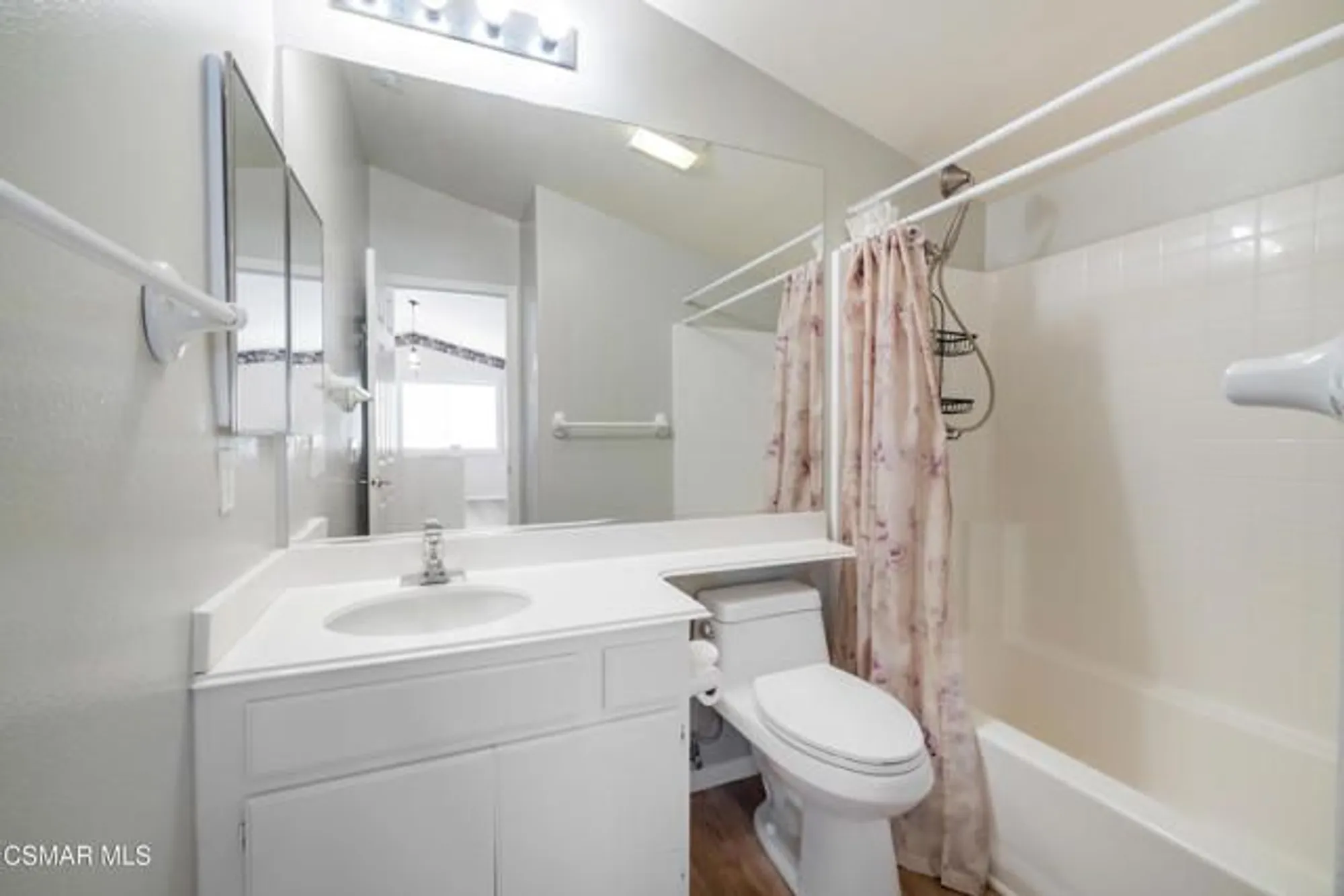 Property Slideshow image 22 of 32 | 5657 pansy st, Simi Valley, CA, 93063