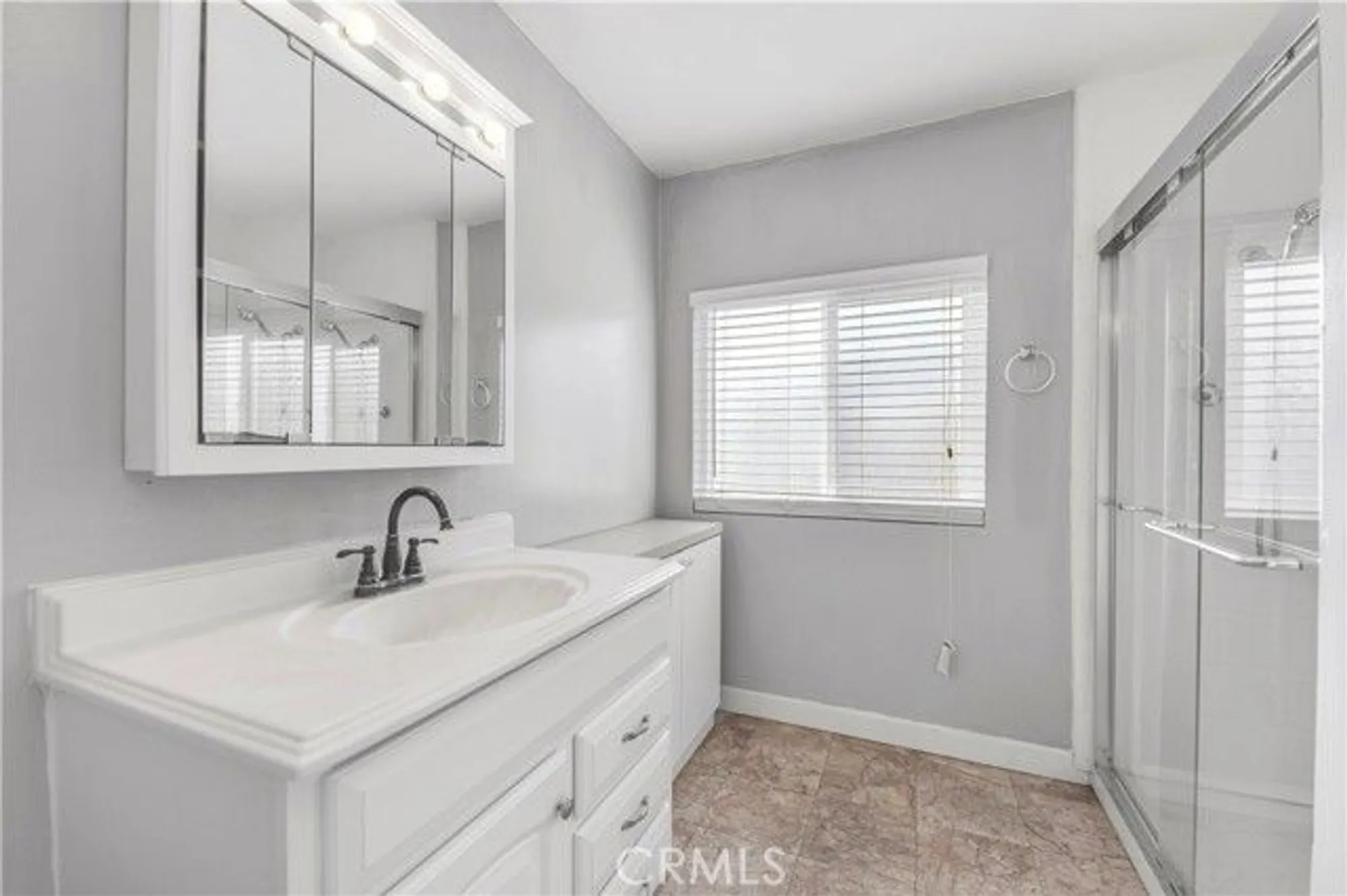 Property Slideshow image 20 of 29 | 1307 brentwood way, Hemet, CA, 92545