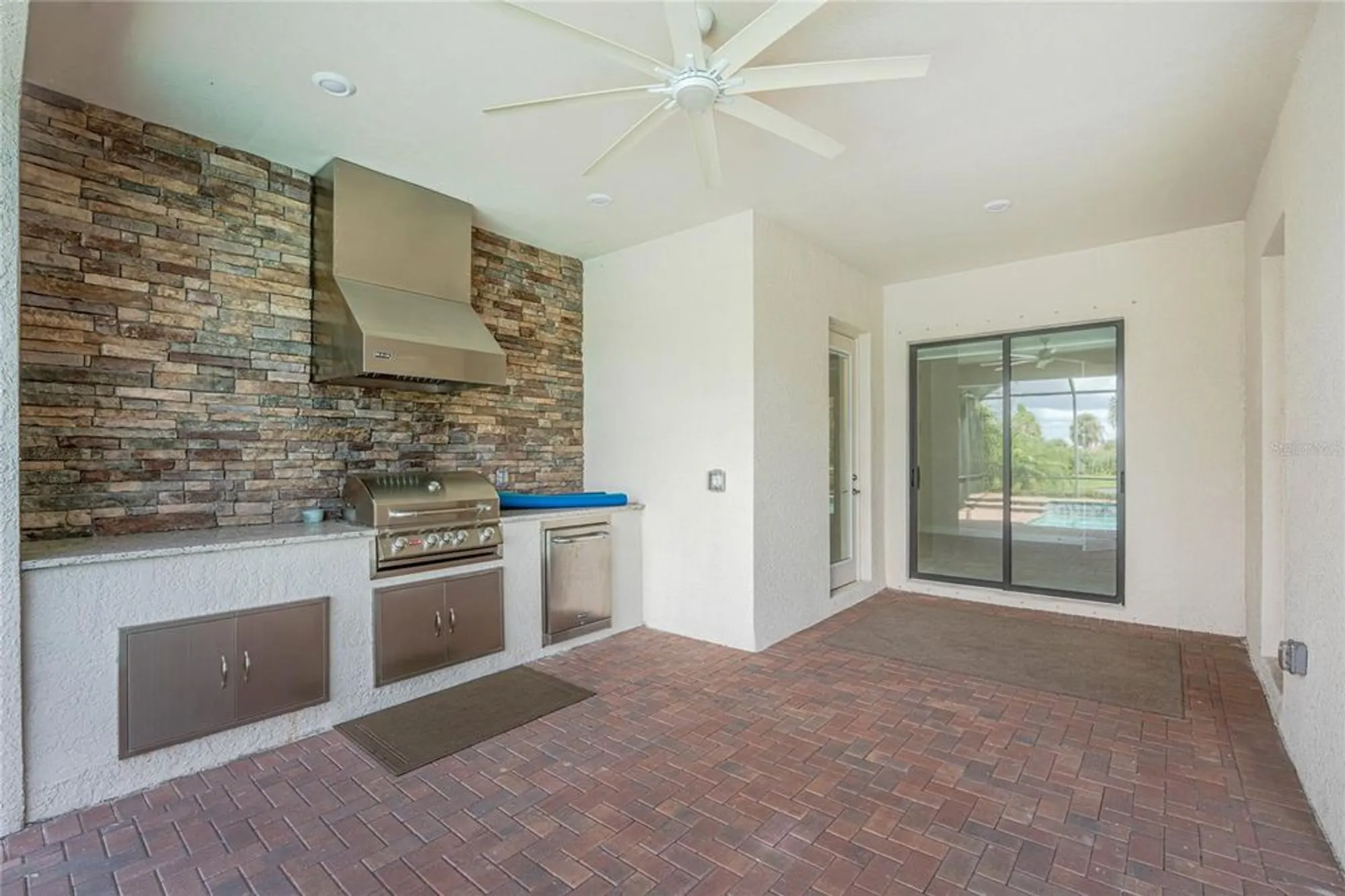 Property Slideshow image 38 of 94 | 10817 whisk fern dr, Venice, FL, 34293