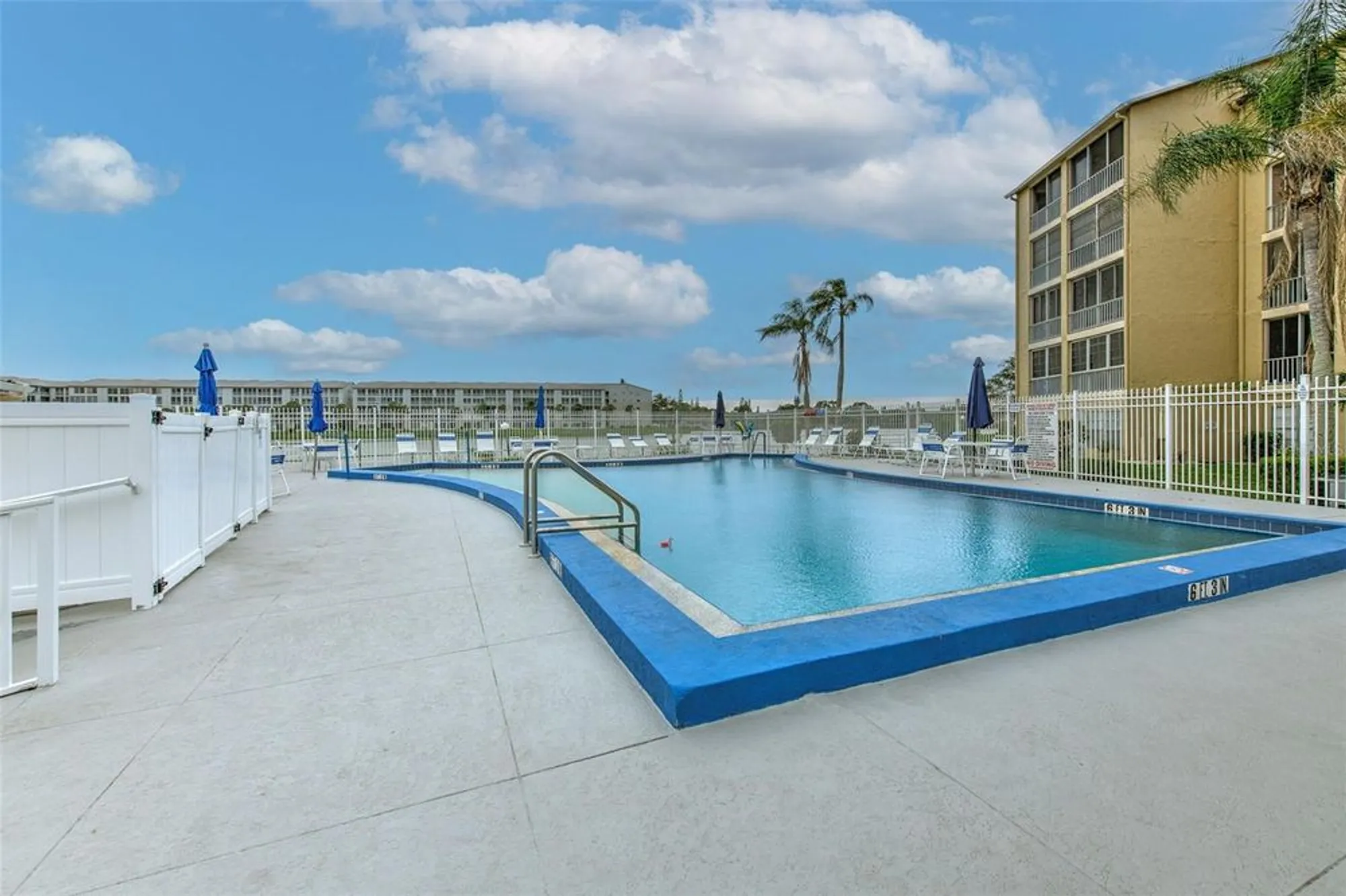 Property Slideshow image 25 of 35 | 3753 lake bayshore dr h305, Bradenton, FL, 34205