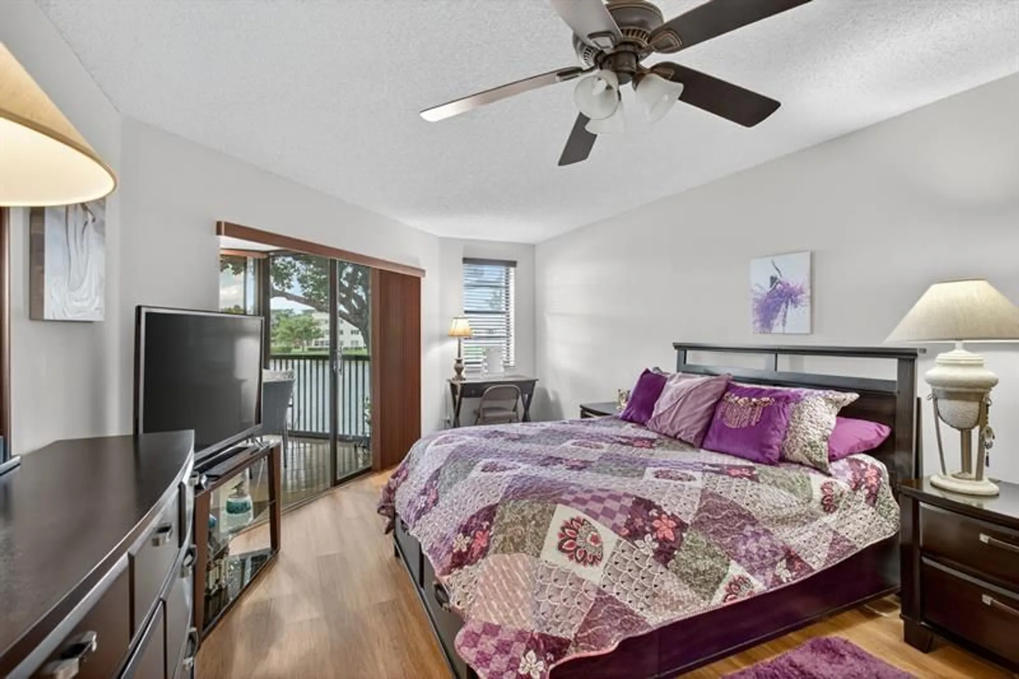 Property Slideshow image 27 of 56 | 7445 fairfax dr 209, Tamarac, FL, 33321