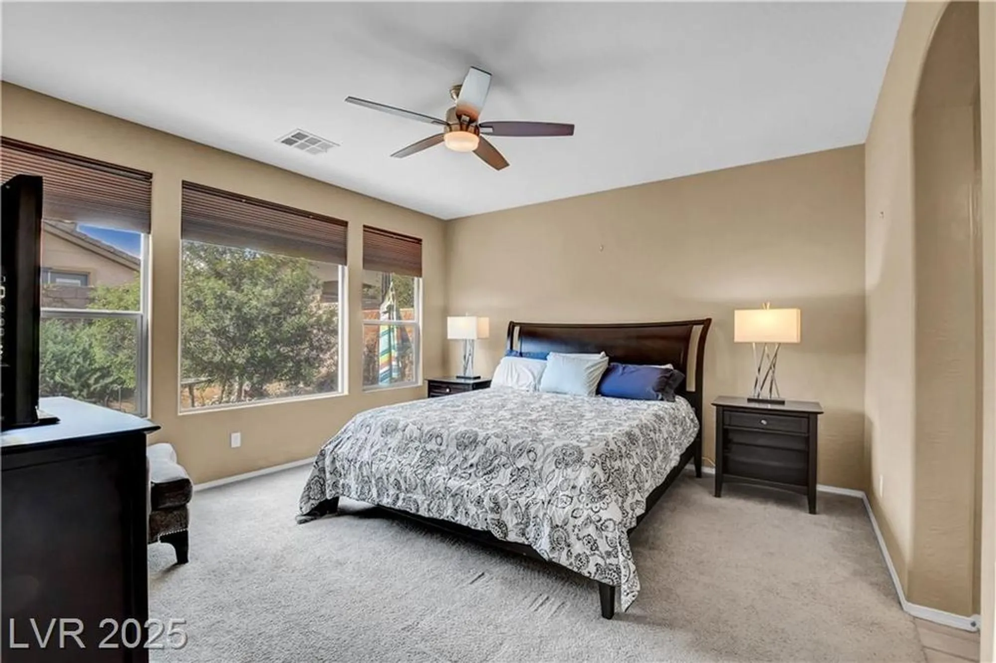 Property Slideshow image 42 of 82 | 5749 keystone crest st, North Las Vegas, NV, 89081