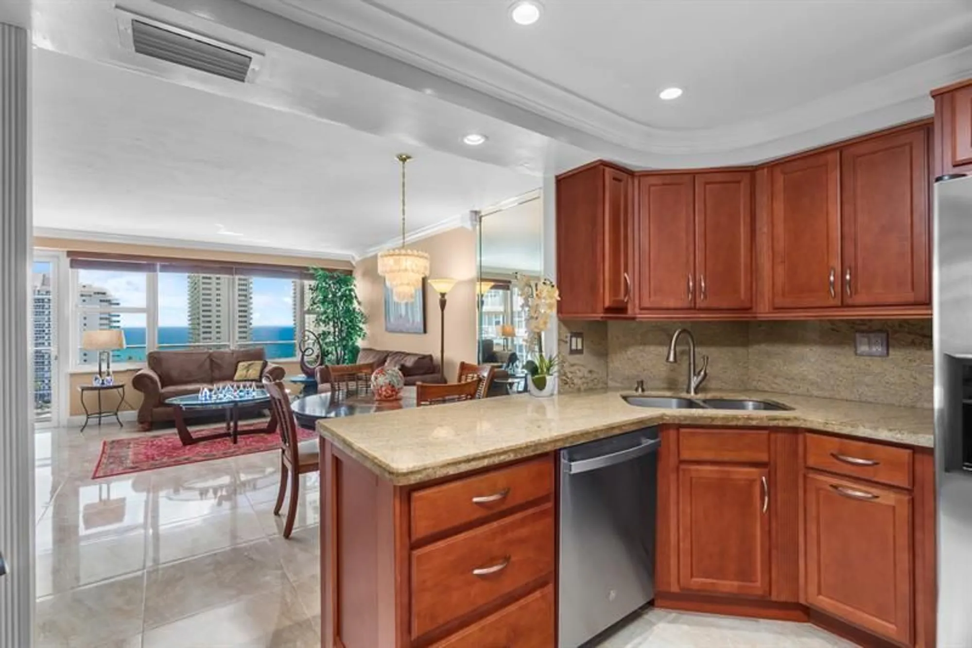 Property Slideshow image 16 of 47 | 3333 ne 34th st 1214, Fort Lauderdale, FL, 33308