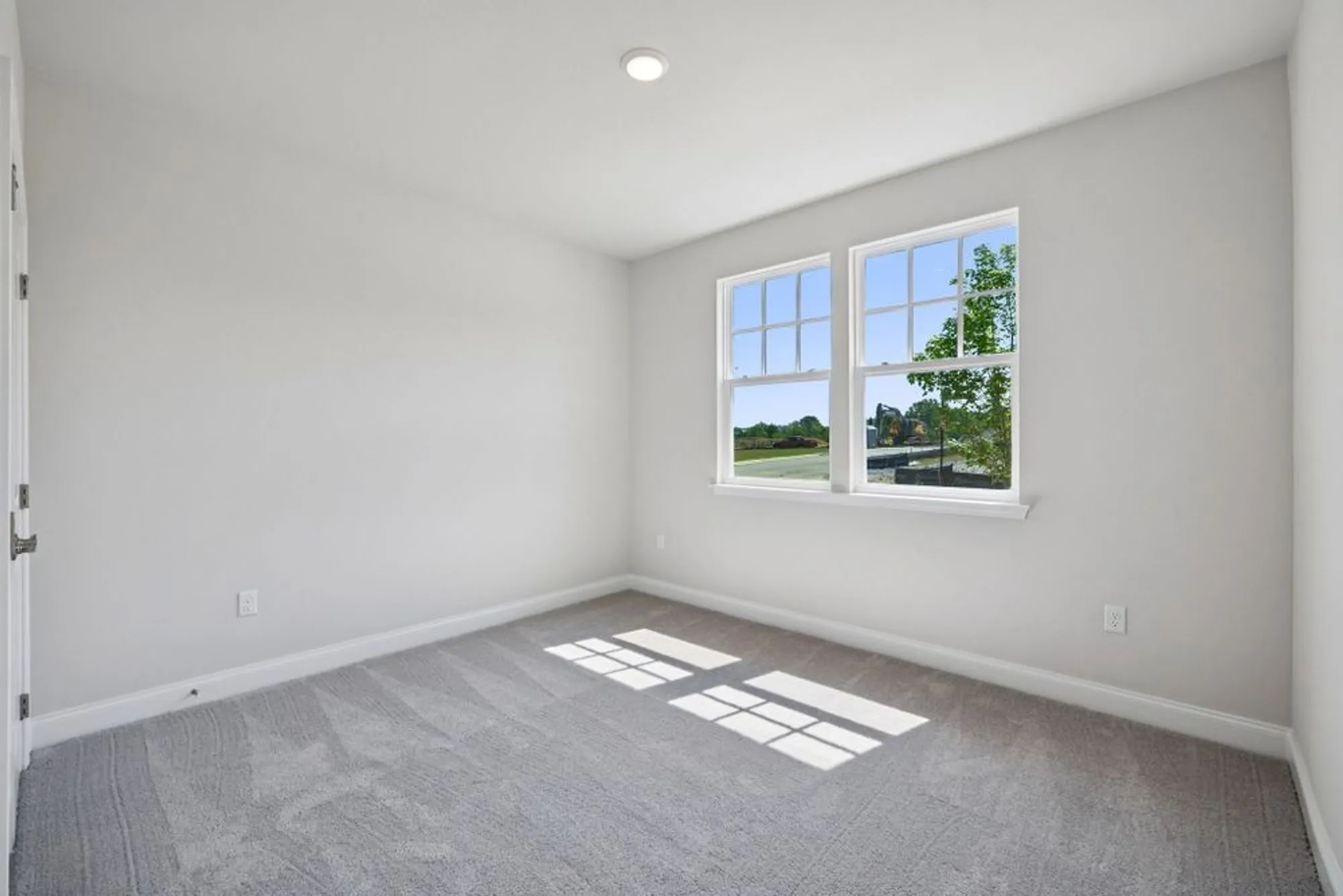 Property Slideshow image 10 of 38 | 344 stonehaus cir, Antioch, TN, 37013