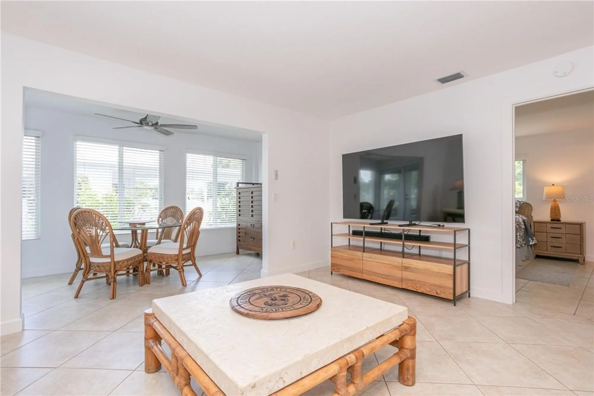 Property Slideshow image 18 of 62 | 214 fair winds dr # 214, Nokomis, FL, 34275
