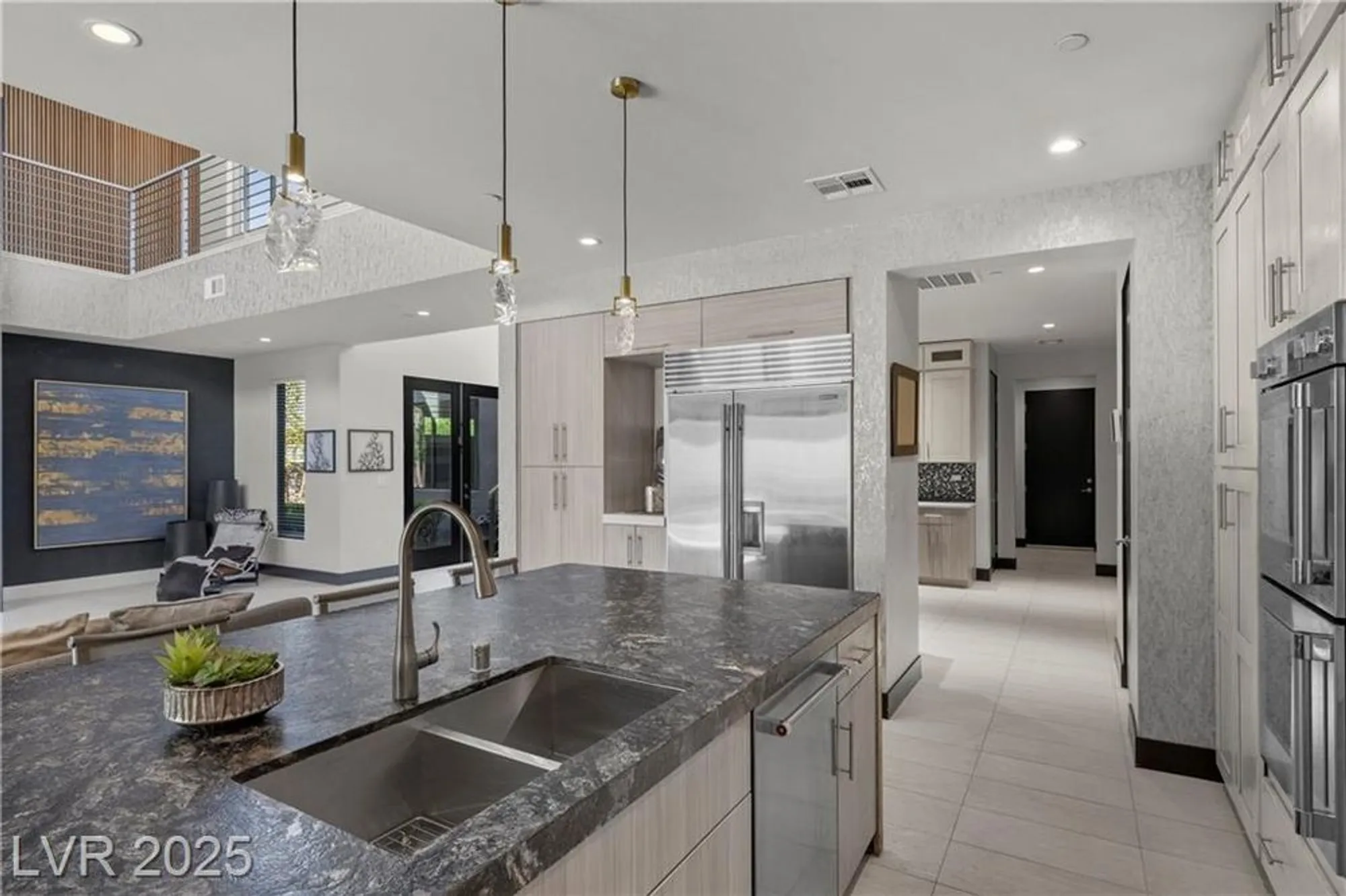 Property Slideshow image 28 of 99 | 5 highland cove ln, Henderson, NV, 89011