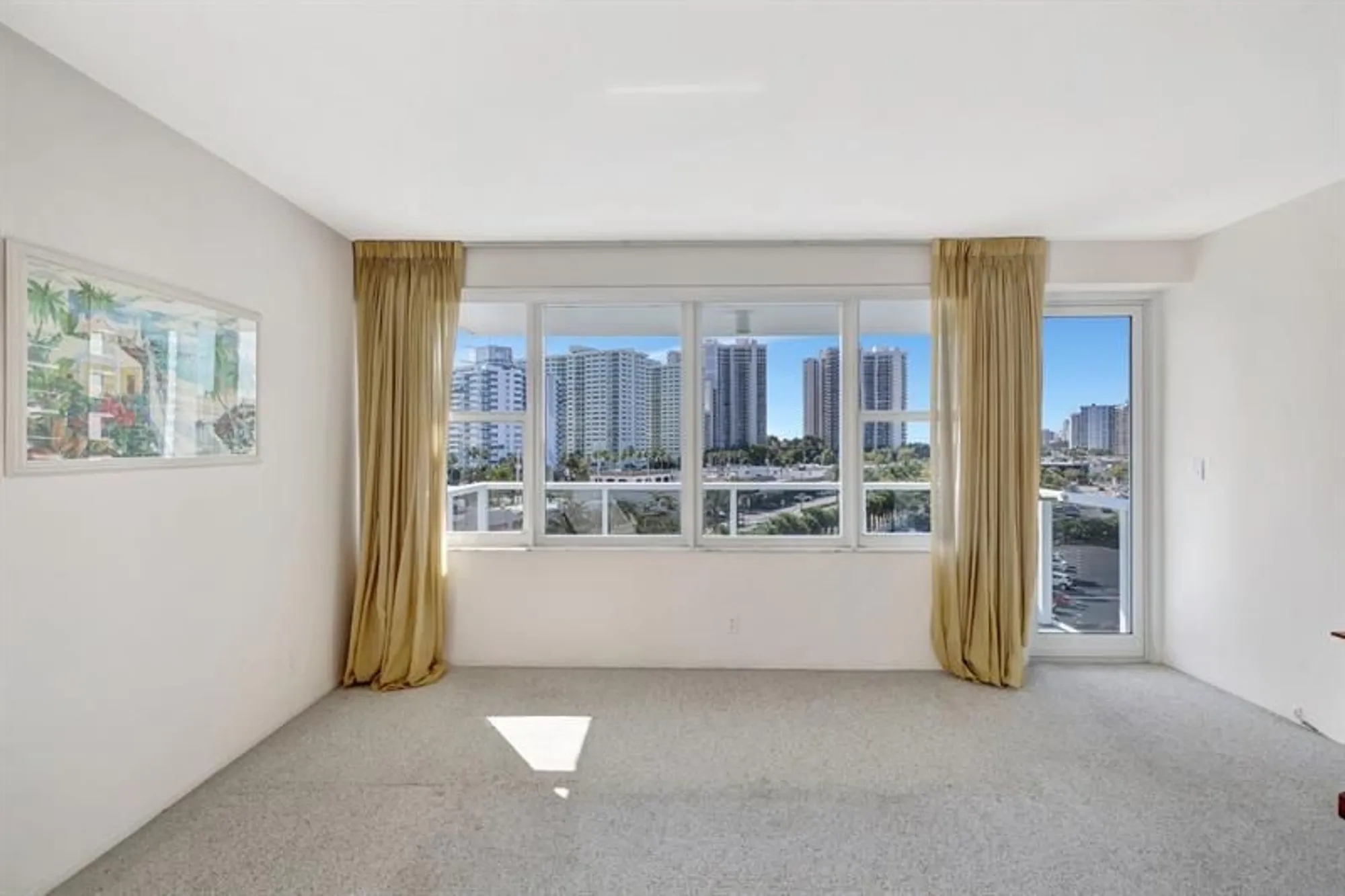 Property Slideshow image 7 of 47 | 3300 ne 36th st 609, Fort Lauderdale, FL, 33308
