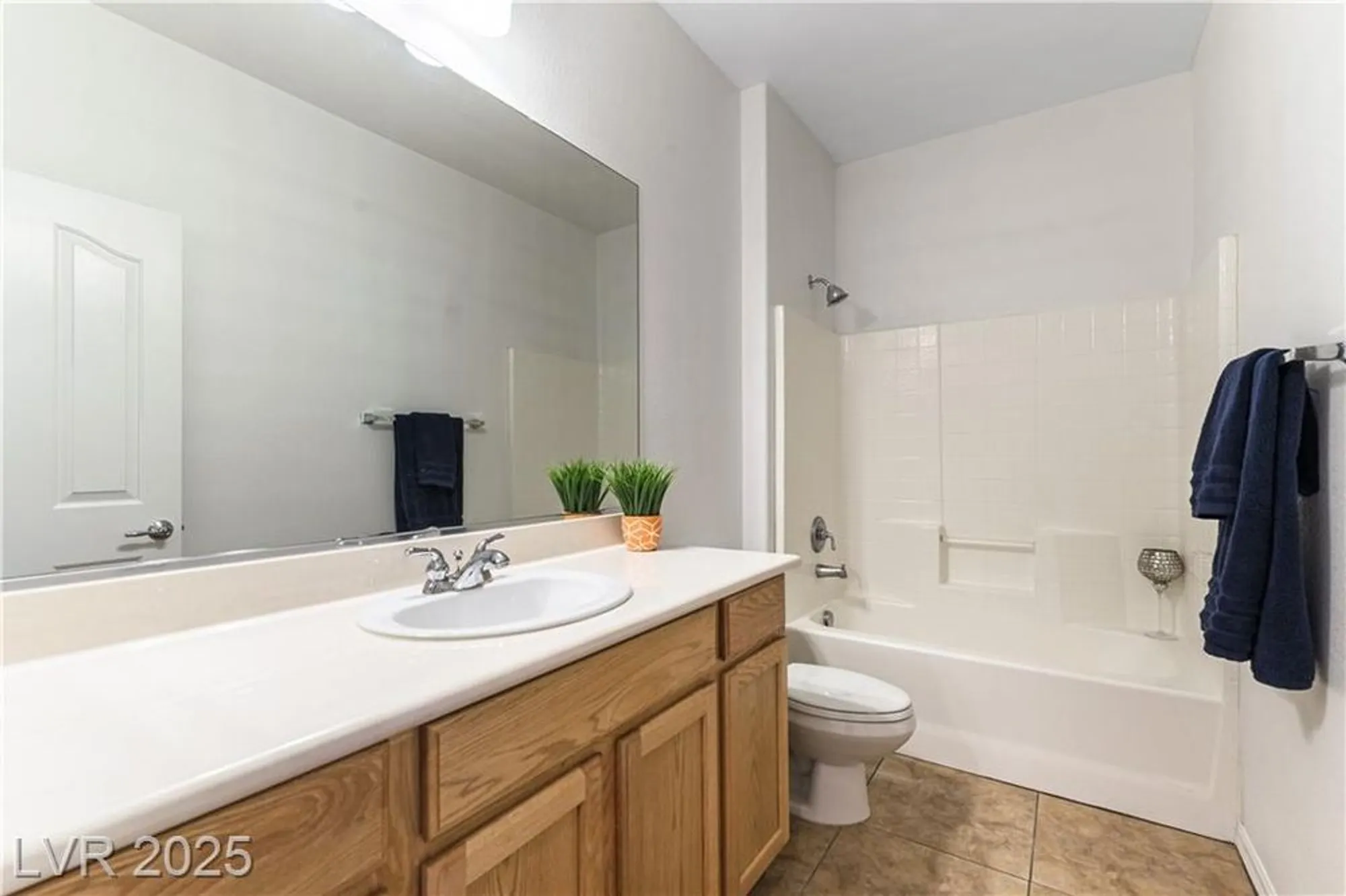 Property Slideshow image 20 of 37 | 2357 aztec ruin way, Henderson, NV, 89044