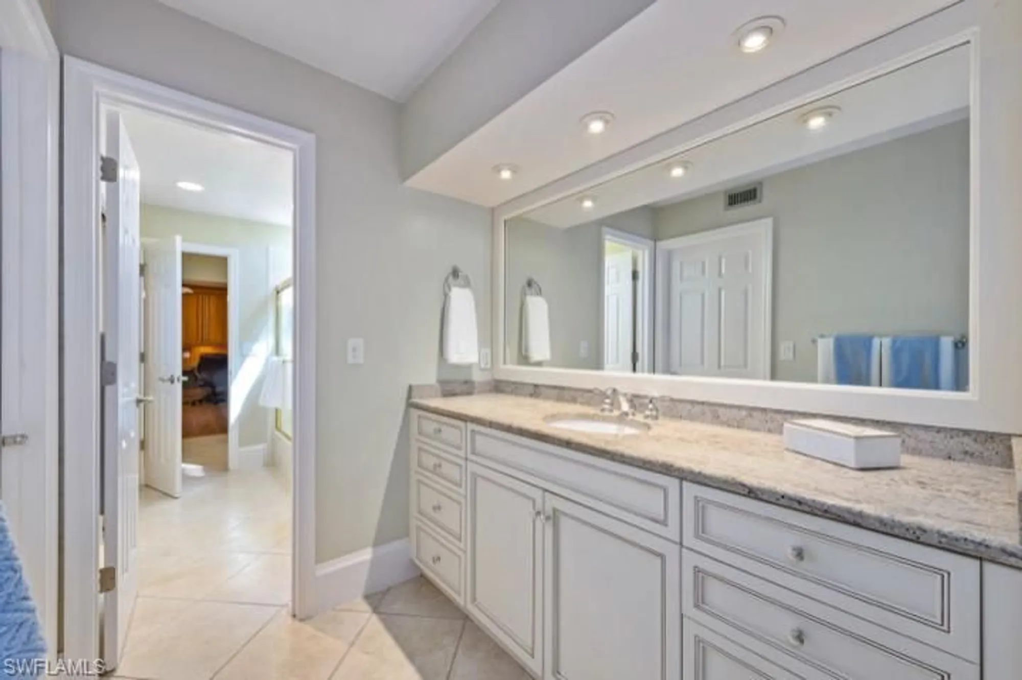 Property Slideshow image 14 of 24 | 3630 sawgrass ct, Bonita Springs, FL, 34134