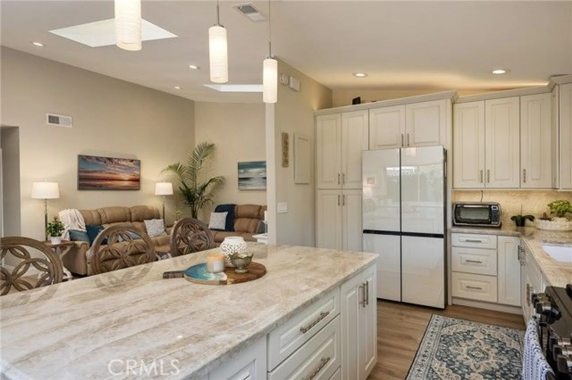 Property Slideshow image 8 of 32 | 8856 sutter cir, Huntington Beach, CA, 92646