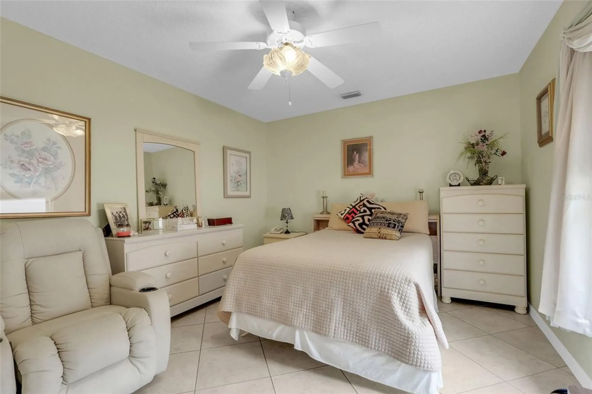 Property Slideshow image 22 of 43 | 4950 glen coe st, Leesburg, FL, 34748