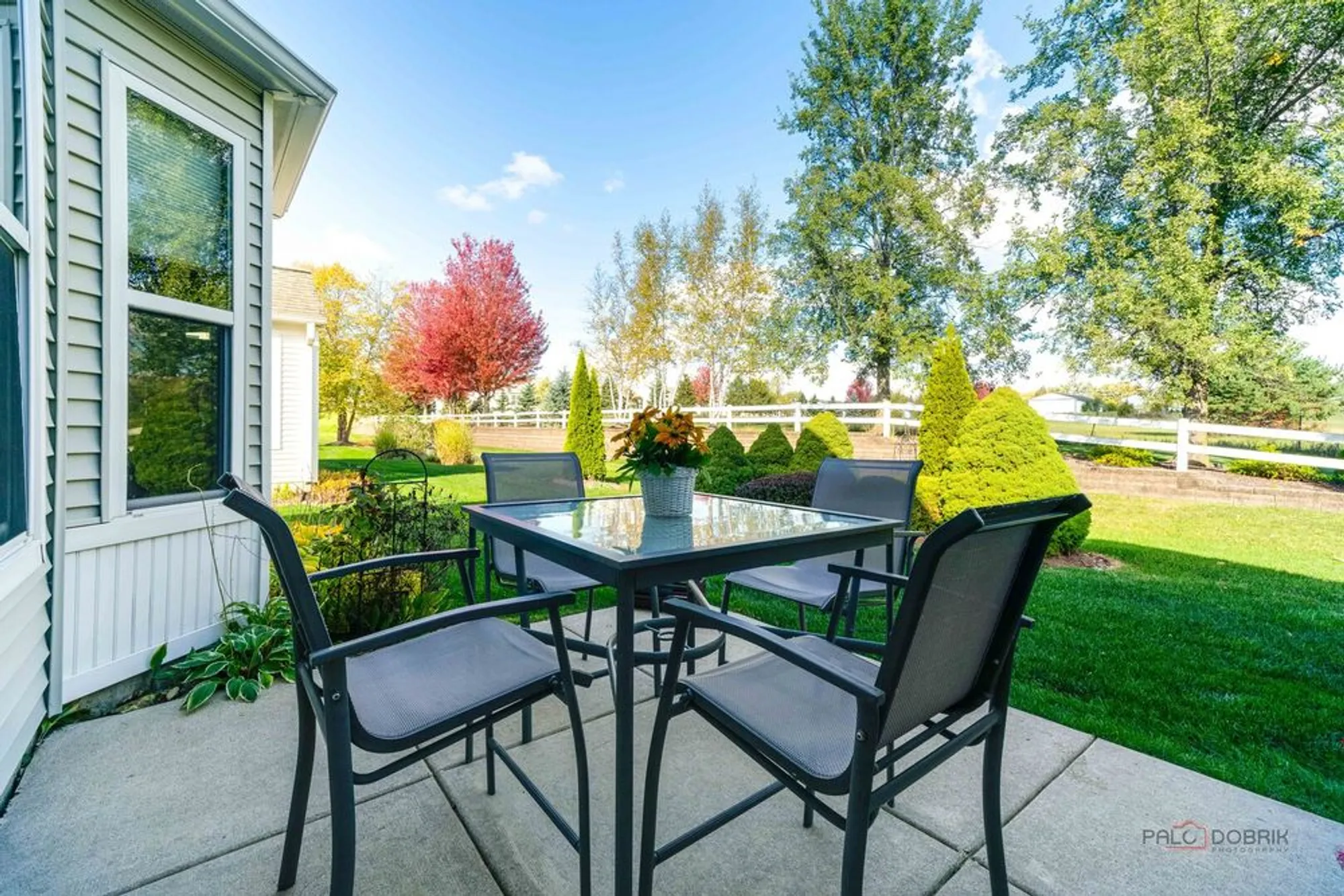 Property Slideshow image 30 of 34 | 3174 comstock ct, Mundelein, IL, 60060