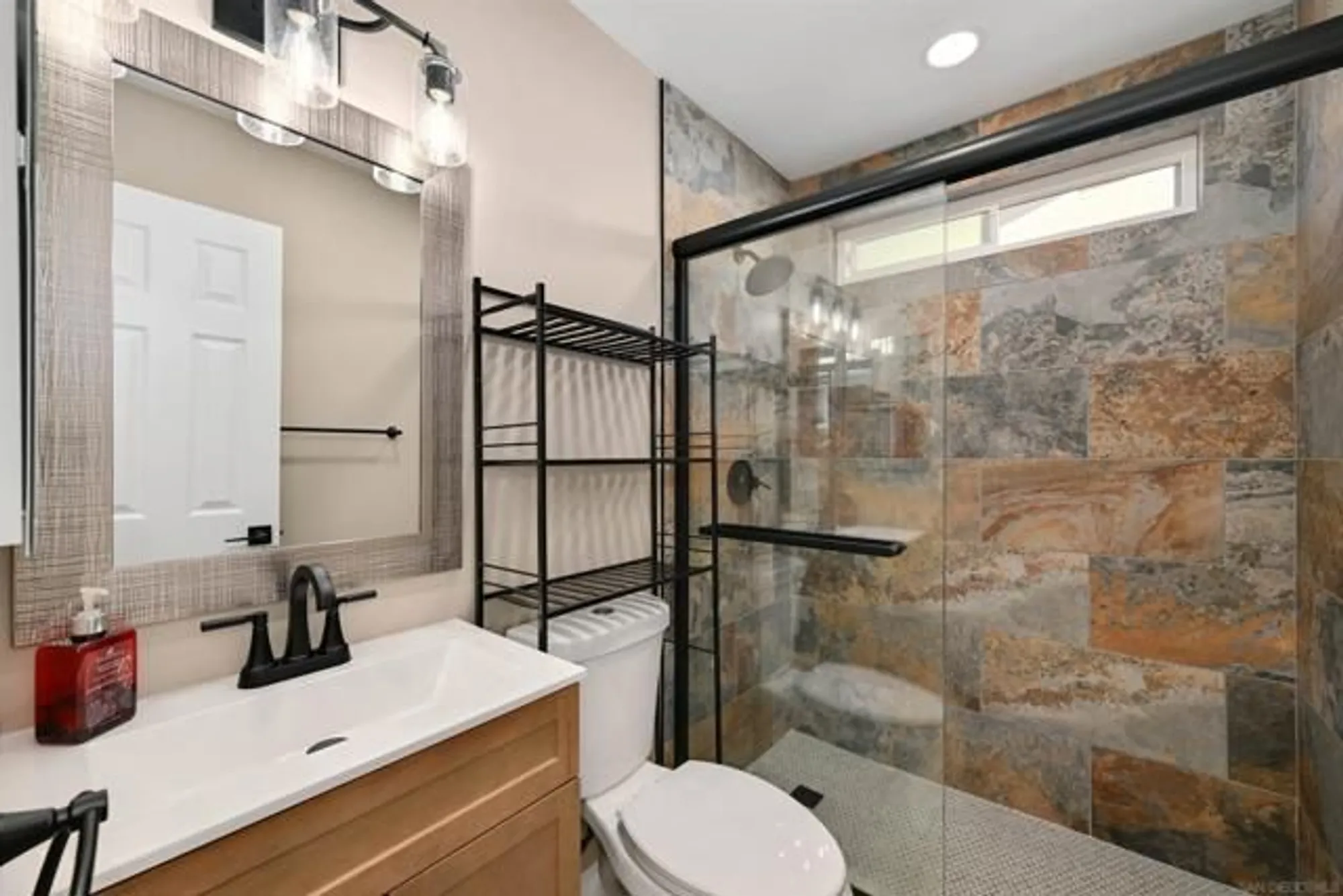 Property Slideshow image 10 of 16 | 4758 westridge dr, Oceanside, CA, 92056