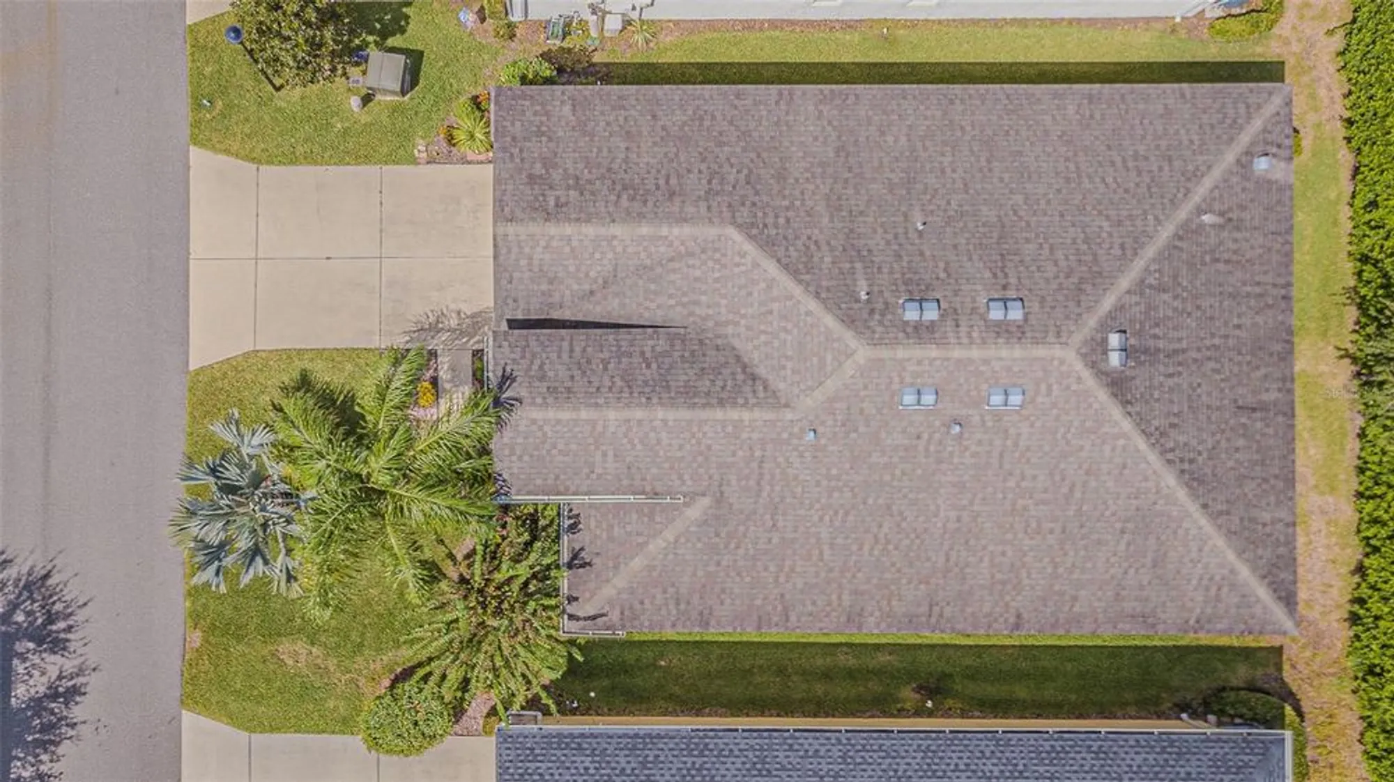 Property Slideshow image 25 of 31 | 29129 enniscrone dr, San Antonio, FL, 33576