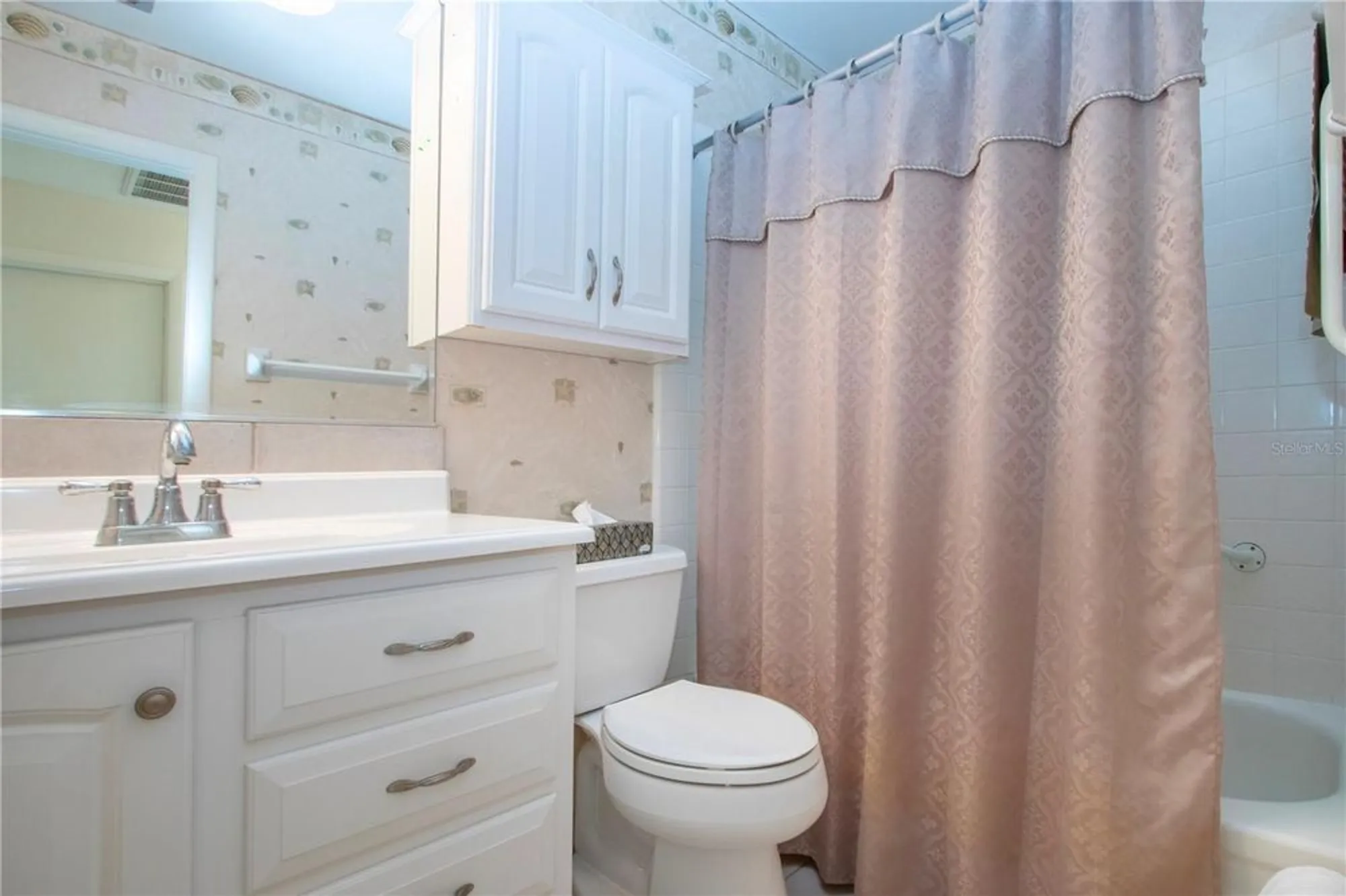 Property Slideshow image 23 of 37 | 1730 w del webb blvd, Sun City Center, FL, 33573