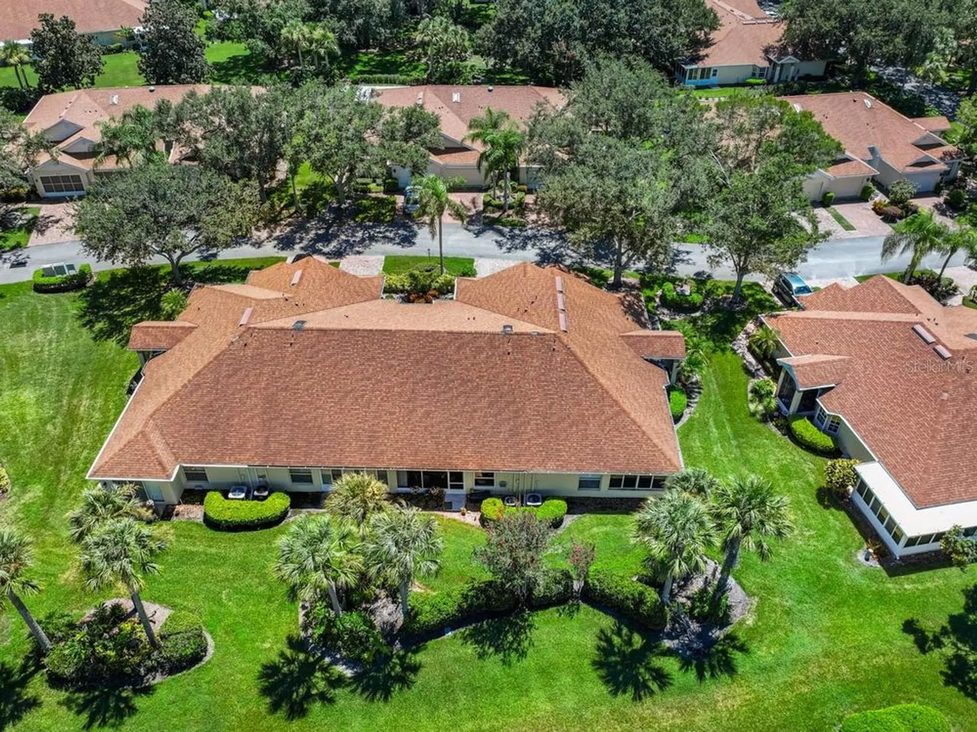 Property Slideshow image 18 of 38 | 2429 new haven cir # 64, Sun City Center, FL, 33573