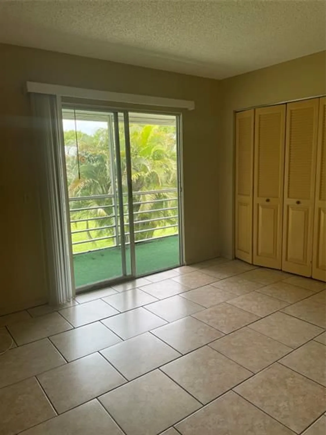 Property Slideshow image 7 of 53 | 387 tilford r # 387, Deerfield Beach, FL, 33442