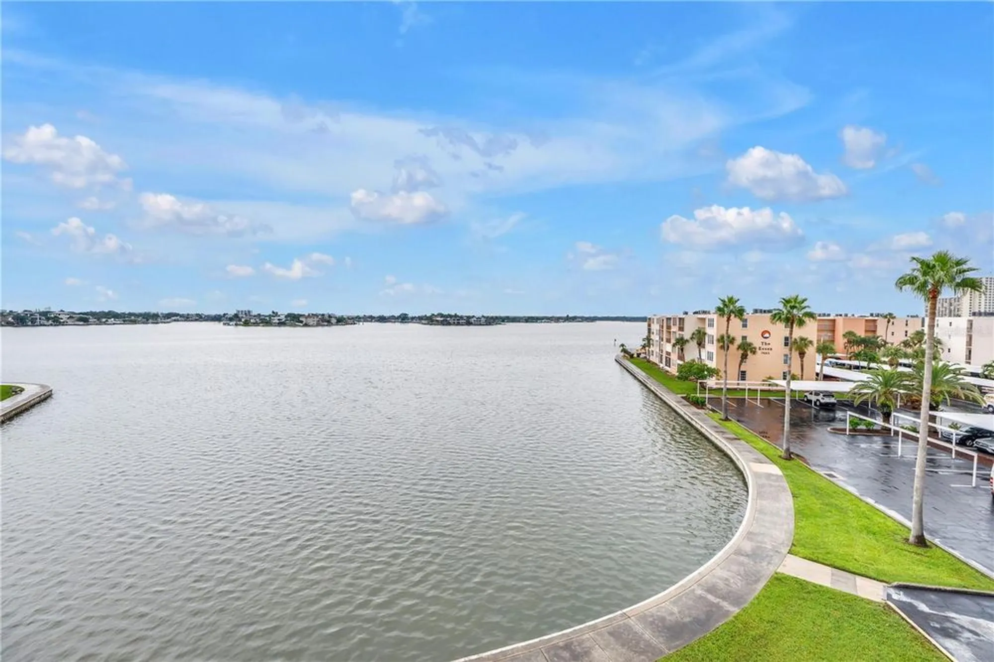 Property Slideshow image 1 of 44 | 7700 sun island dr 401, South Pasadena, FL, 33707