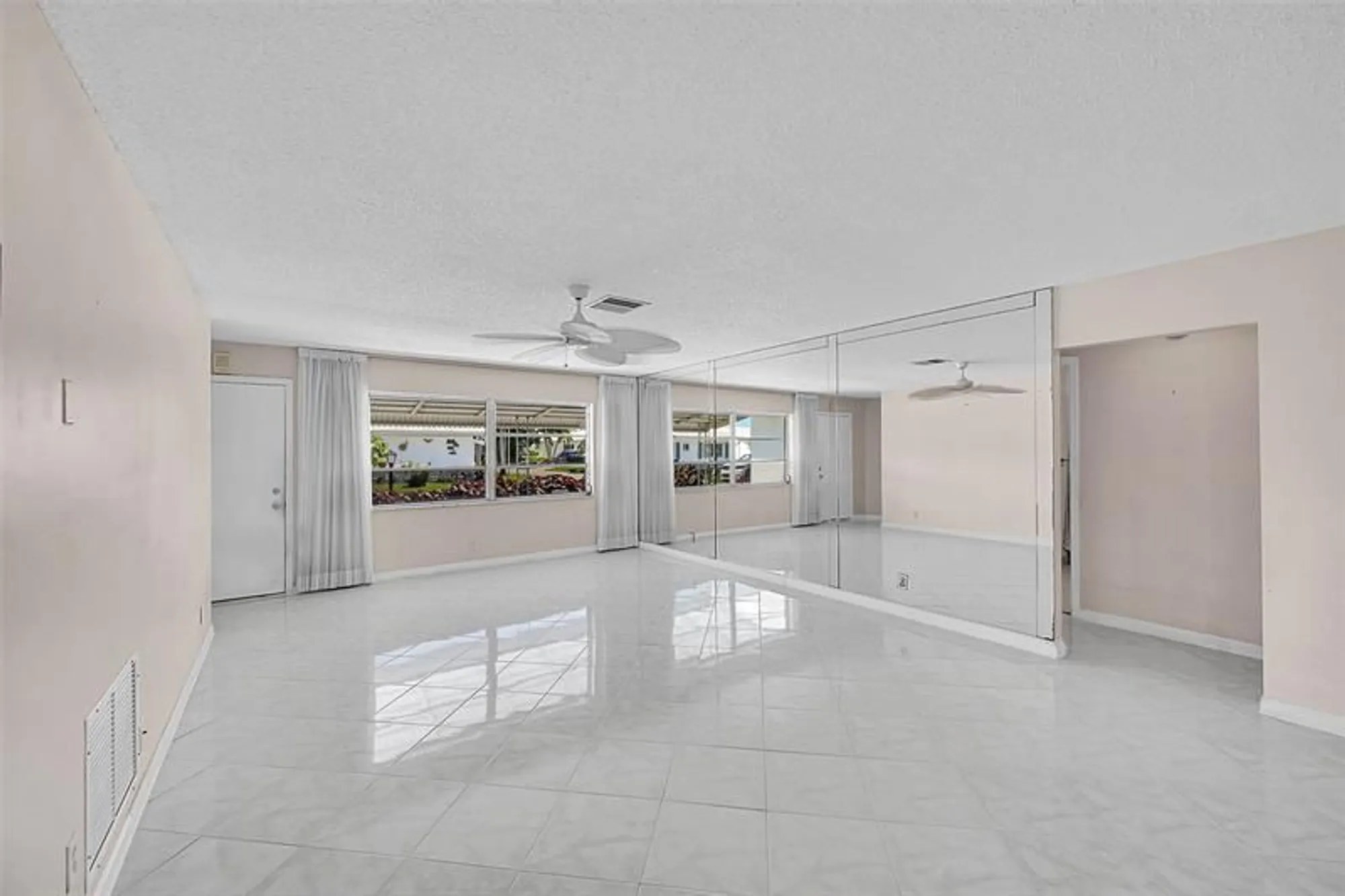 Property Slideshow image 7 of 35 | 1515 sw 21st st, Boynton Beach, FL, 33426