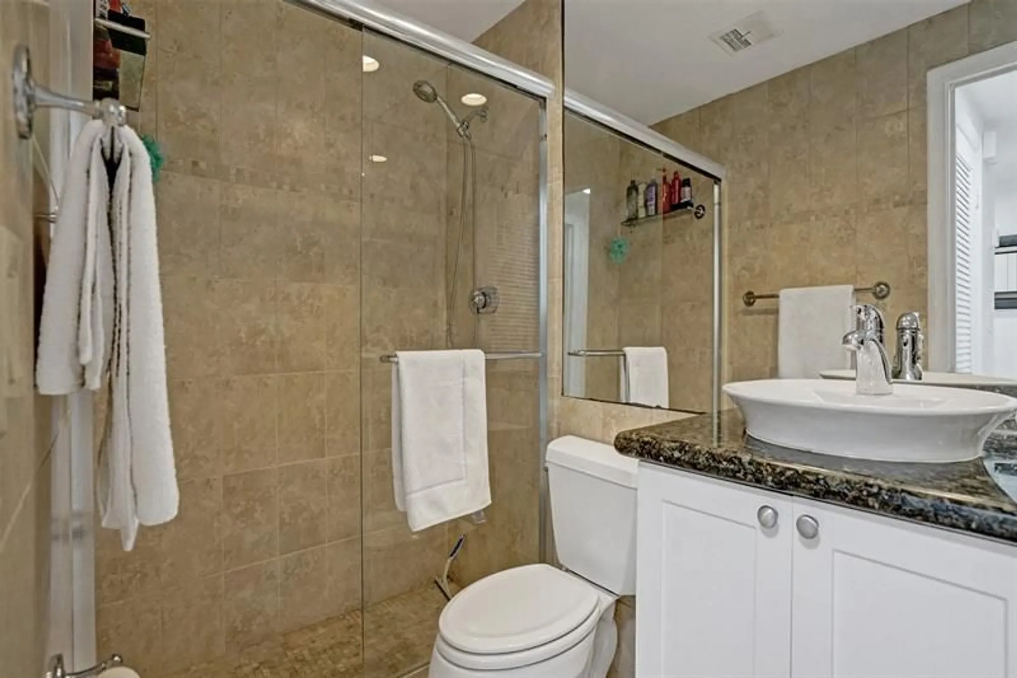 Property Slideshow image 15 of 50 | 3333 ne 34th st 1006, Fort Lauderdale, FL, 33308