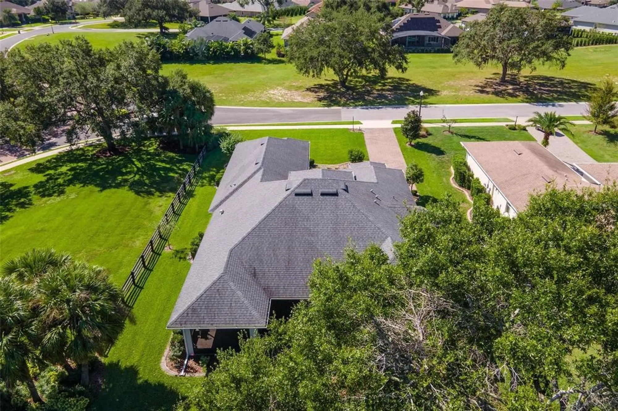 Property Slideshow image 53 of 56 | 5066 greens dr, Lady Lake, FL, 32159