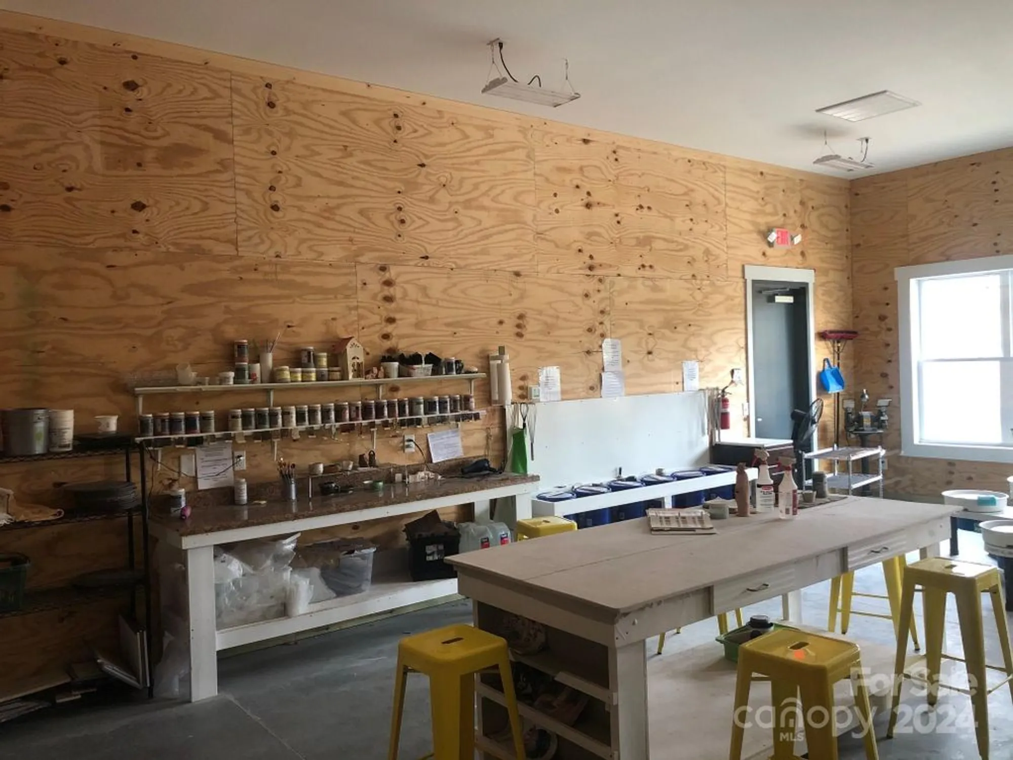 Property Slideshow image 13 of 17 | 12724 hazelbrook ln, Cornelius, NC, 28031