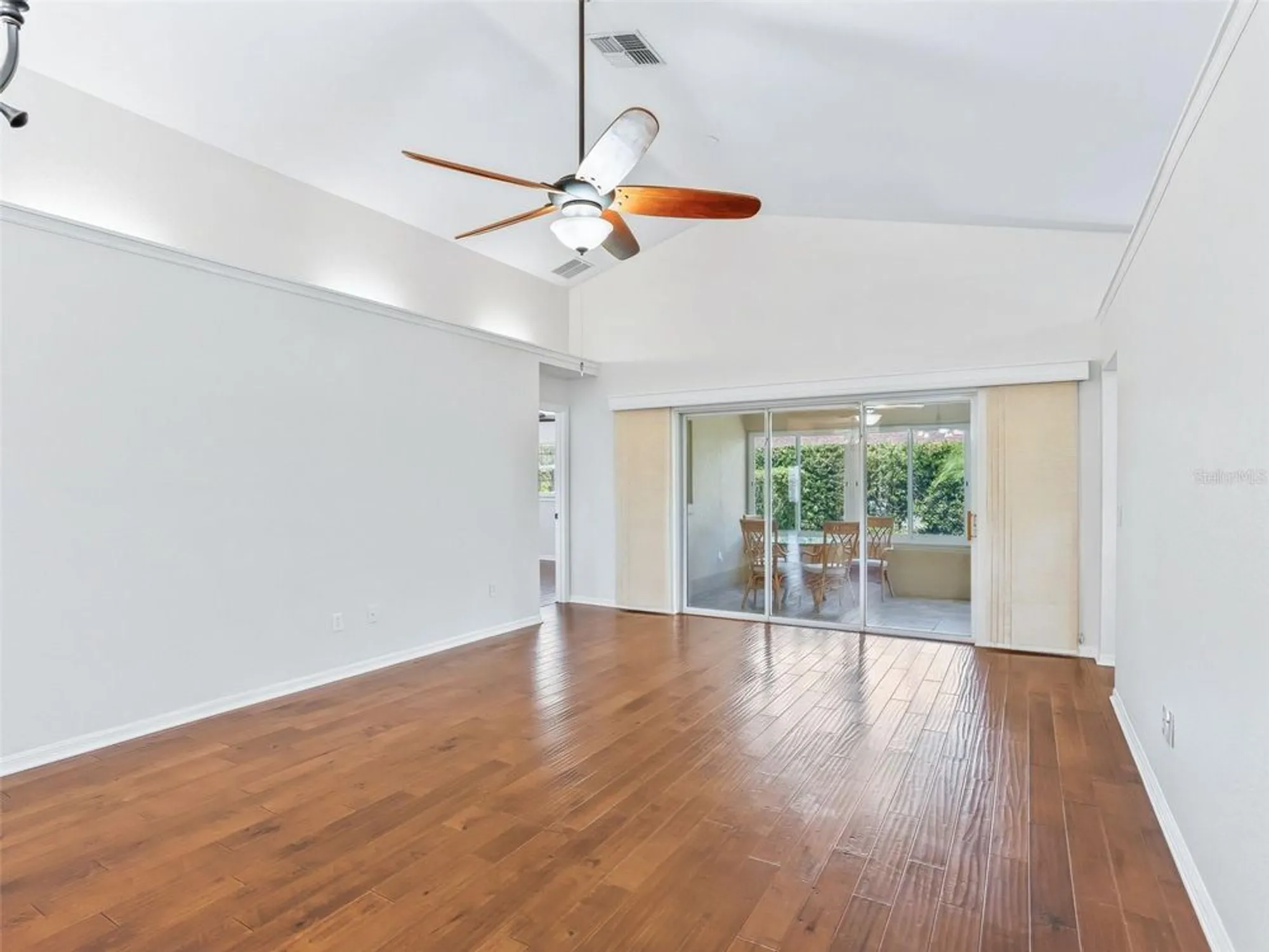 Property Slideshow image 11 of 62 | 17577 se 112th ave, Summerfield, FL, 34491