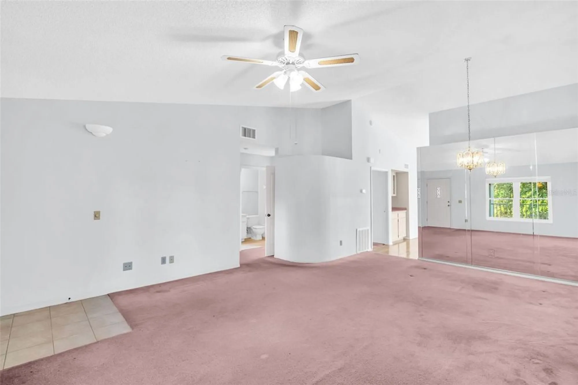 Property Slideshow image 11 of 18 | 2298 americus blvd 38, Clearwater, FL, 33763