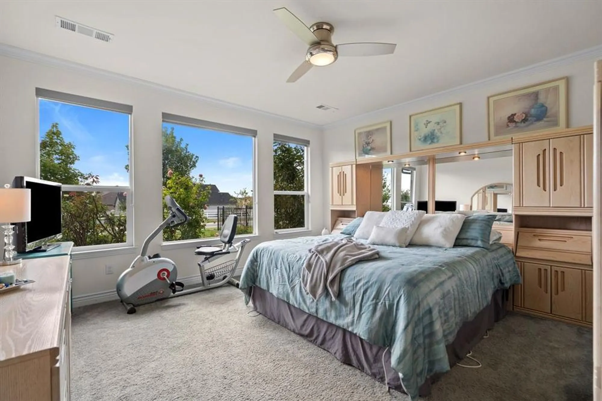 Property Slideshow image 17 of 32 | 12021 willet way, Denton, TX, 76207