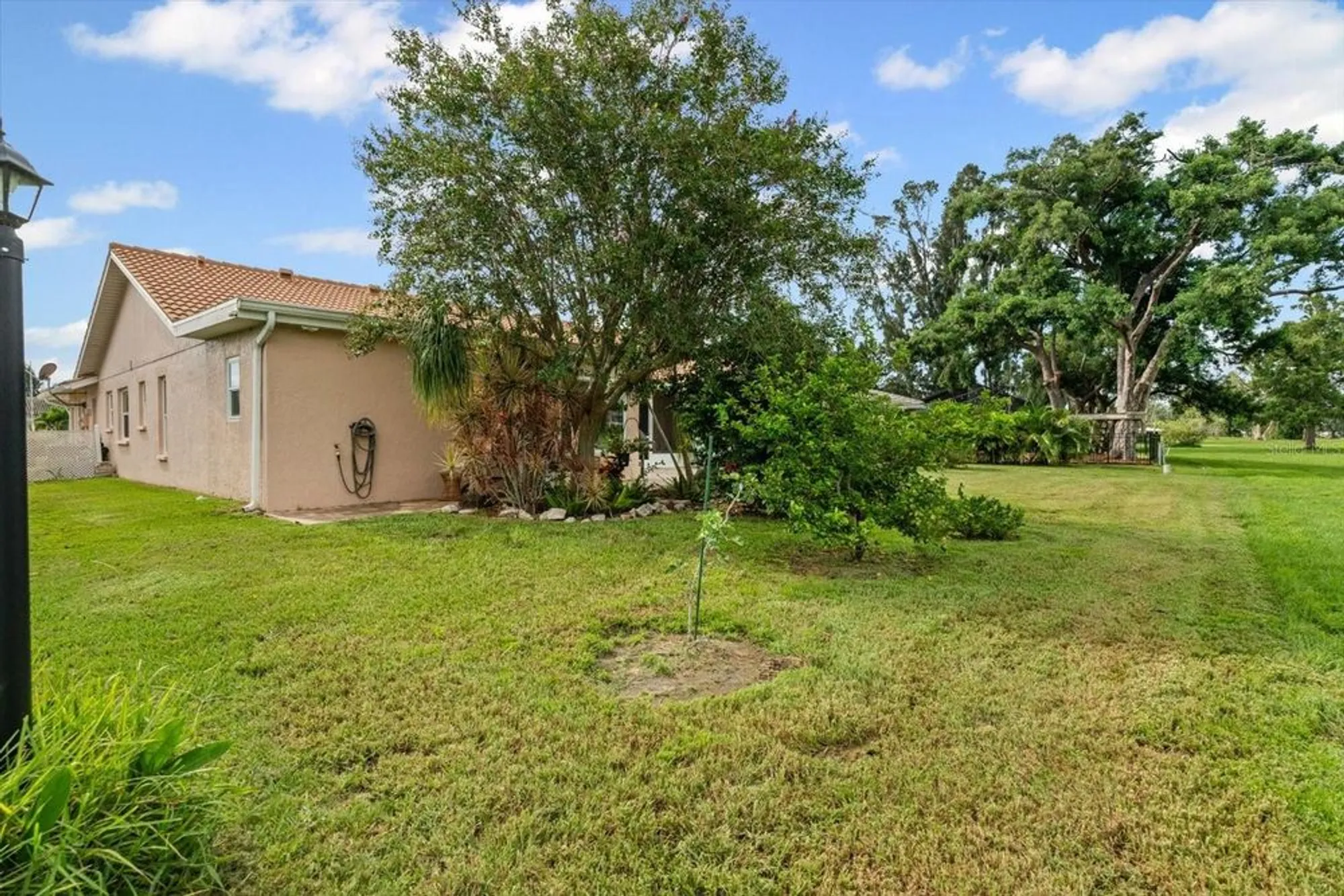 Property Slideshow image 42 of 44 | 3339 sheffield cir, Sarasota, FL, 34239