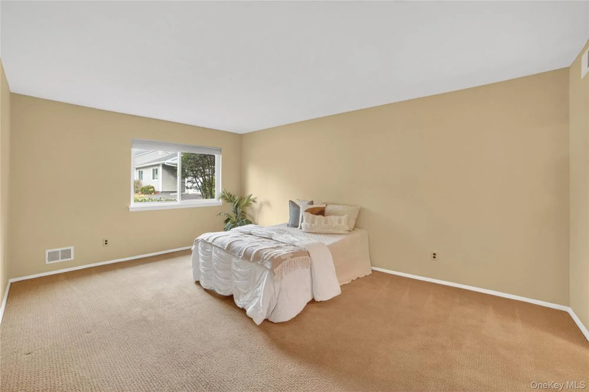 Property Slideshow image 6 of 20 | 170 long hill dr a, Yorktown Heights, NY, 10598