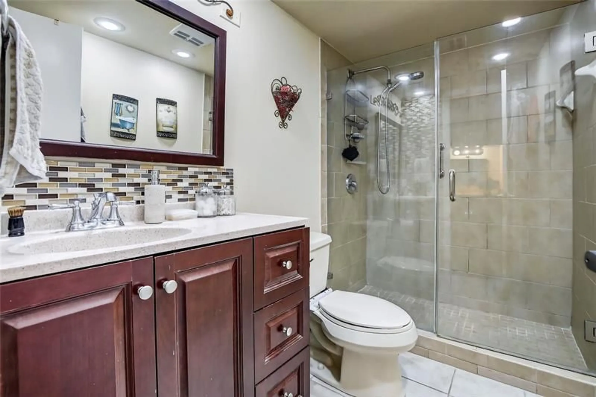 Property Slideshow image 6 of 17 | 211 s hollybrook dr apt 107, Pembroke Pines, FL, 33025