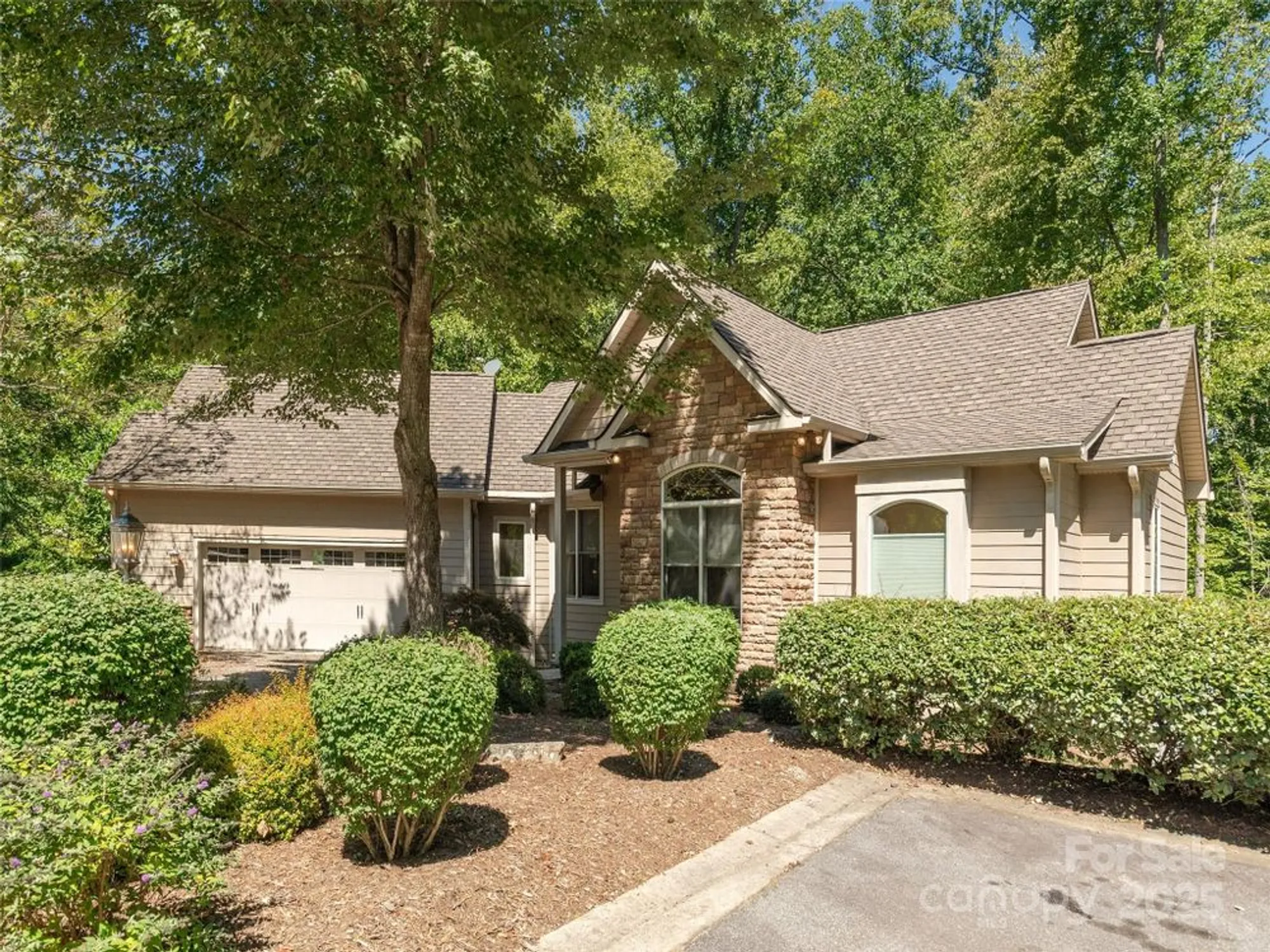 Property Slideshow image 2 of 44 | 17 high park ct, Hendersonville, NC, 28791