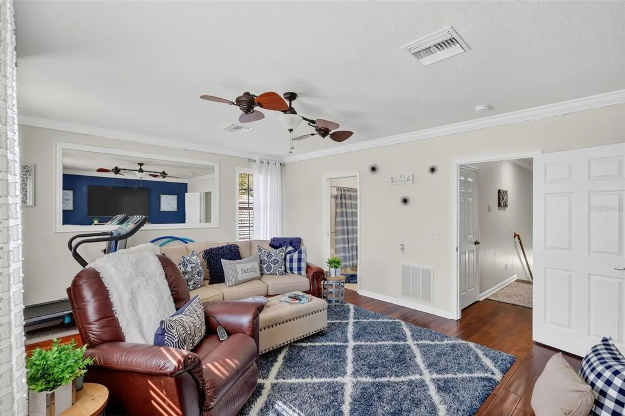 Property Slideshow image 46 of 54 | 145 silver falls dr, Apollo Beach, FL, 33572