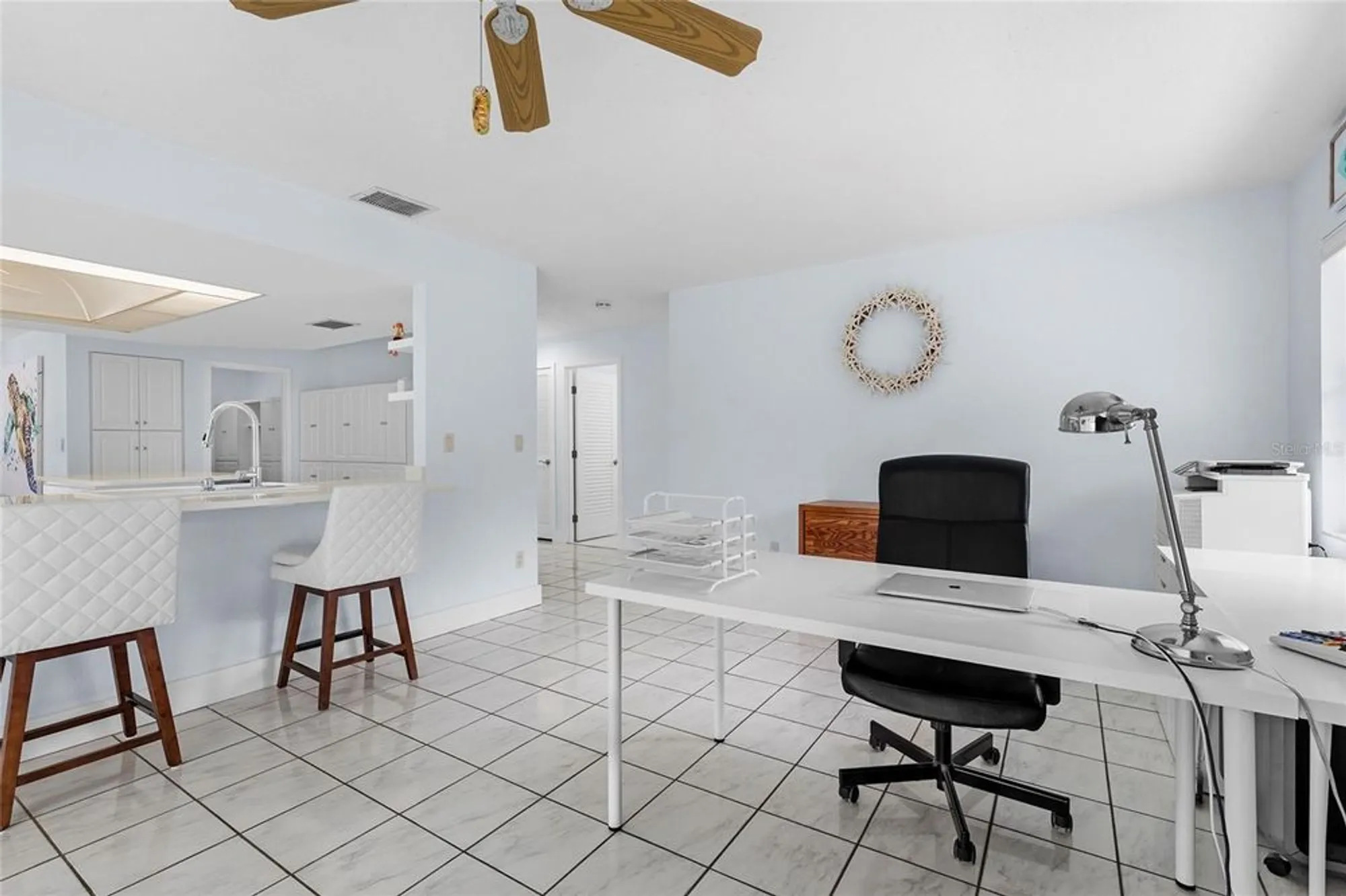 Property Slideshow image 23 of 57 | 5720 timber lake cir, Sarasota, FL, 34243