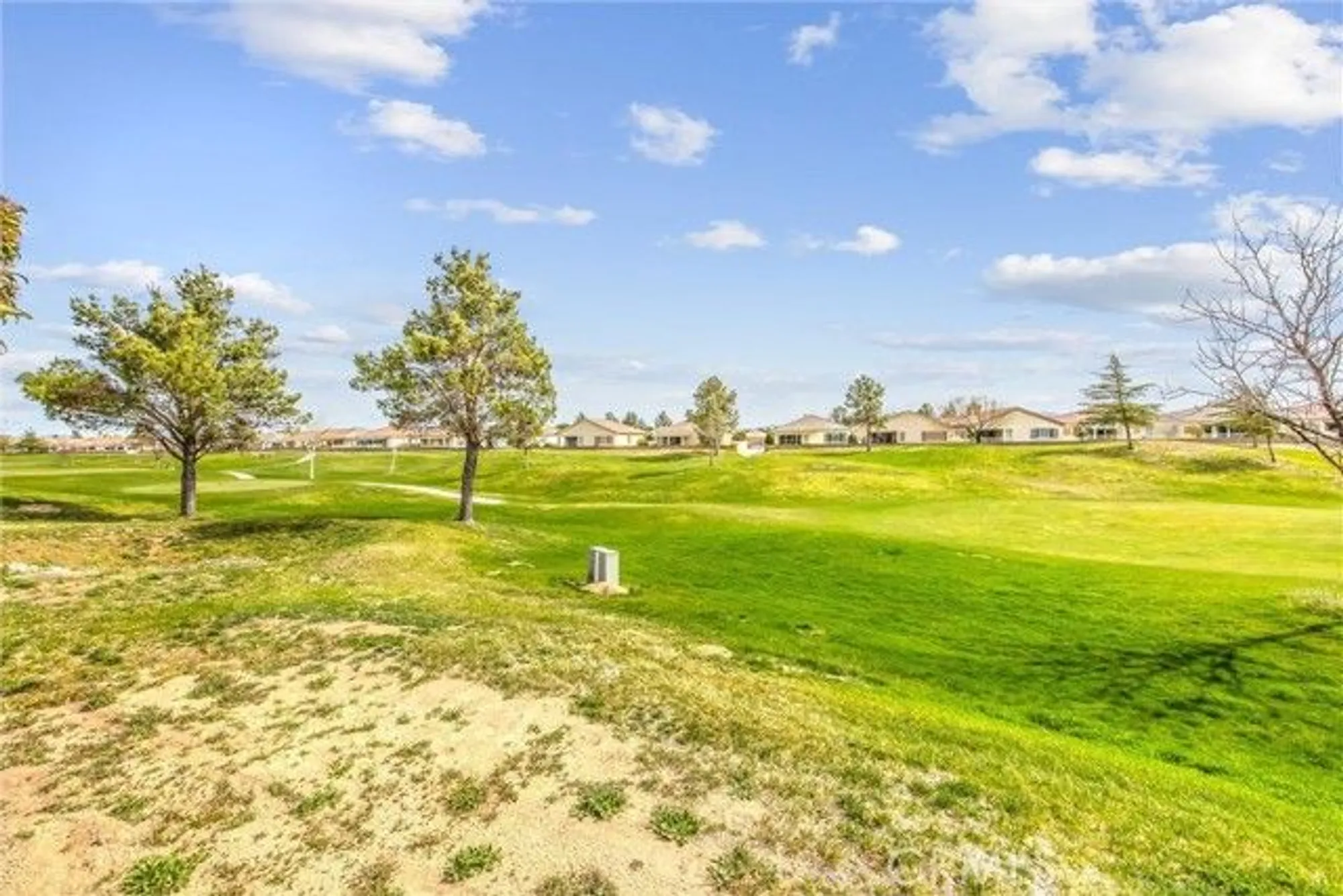 Property Slideshow image 28 of 31 | 10887 katepwa st, Apple Valley, CA, 92308