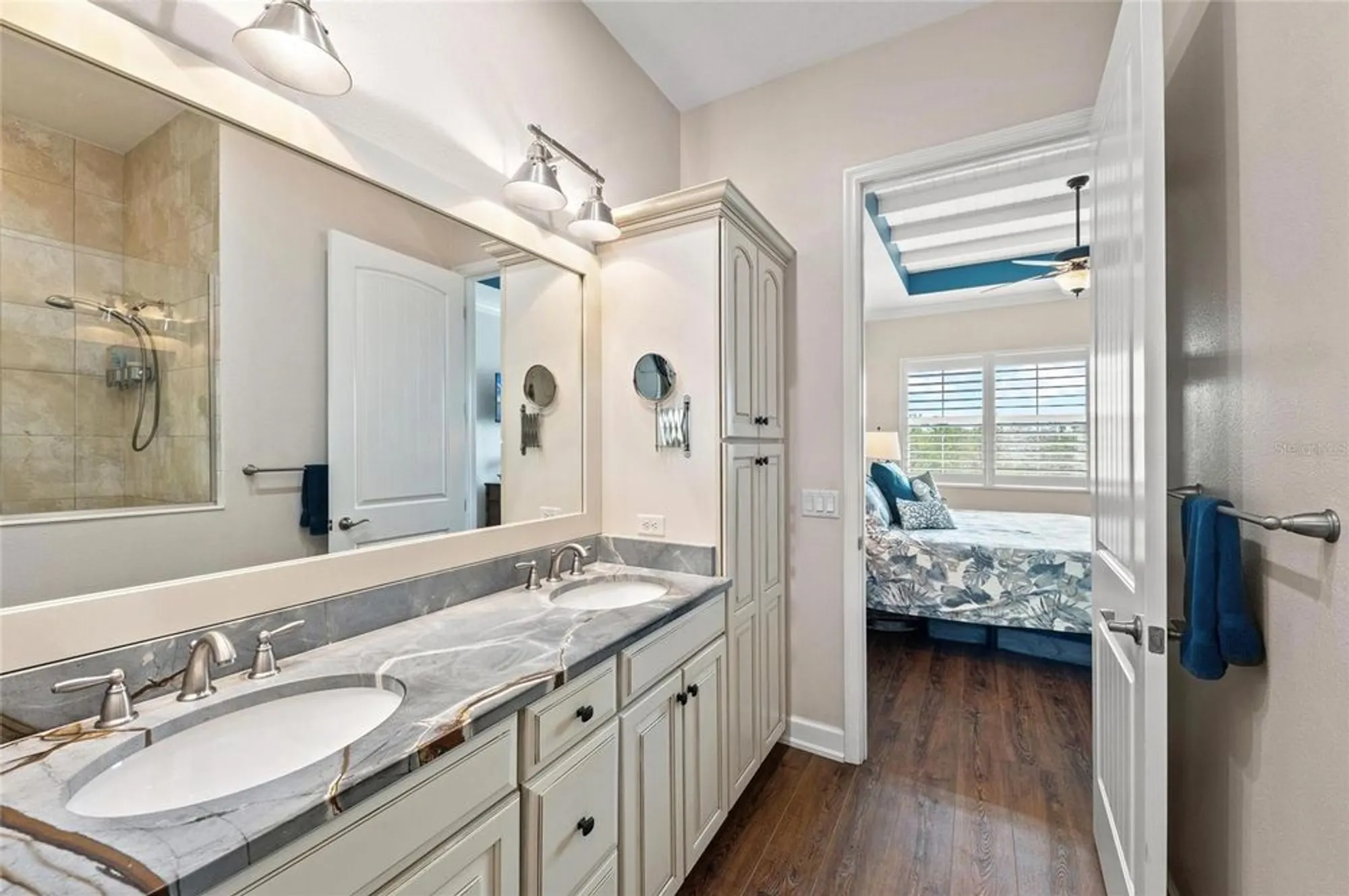 Property Slideshow image 34 of 99 | 241 sapphire lake dr 201, Bradenton, FL, 34209