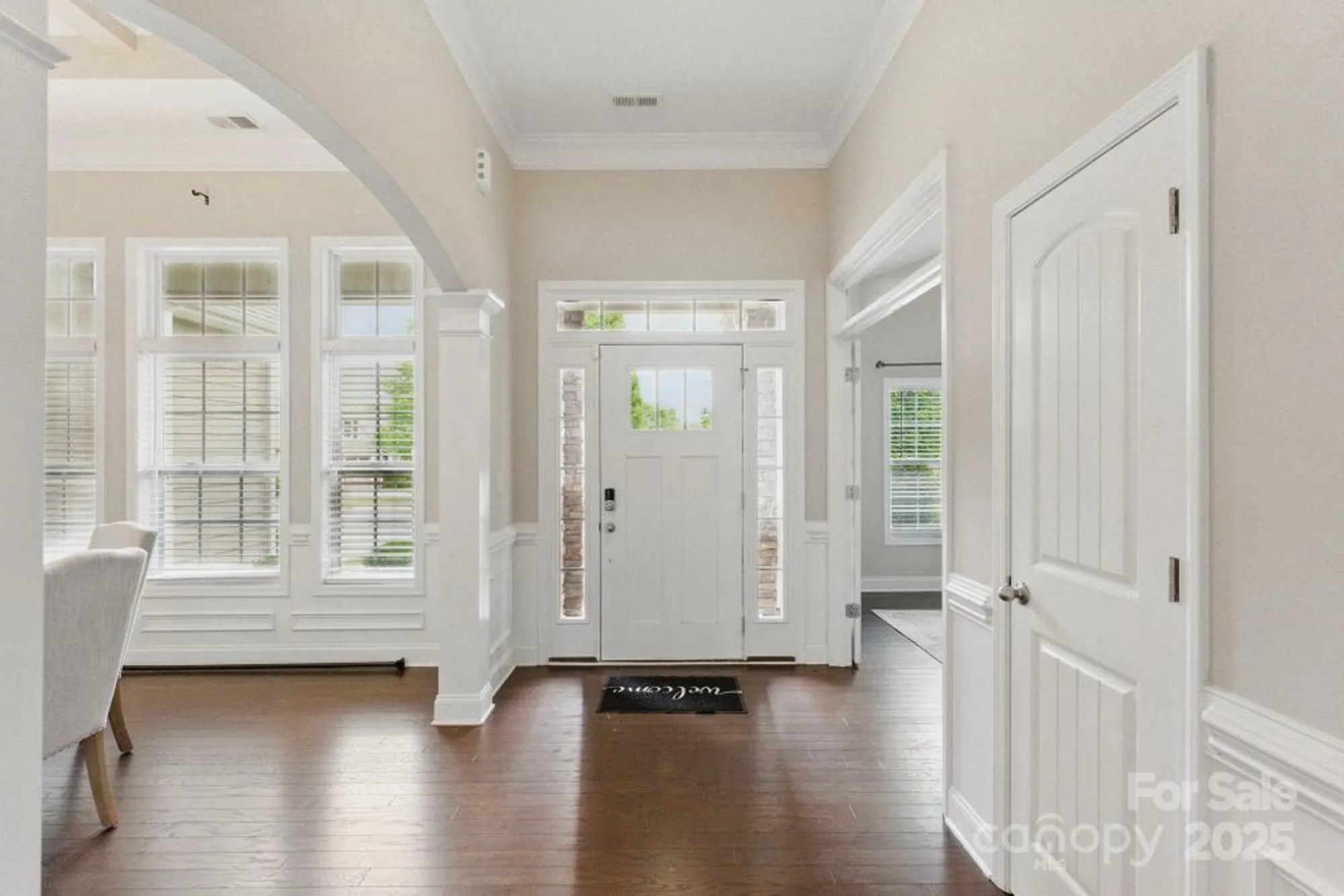 Property Slideshow image 6 of 39 | 8830 artesa mill ln, Charlotte, NC, 28214