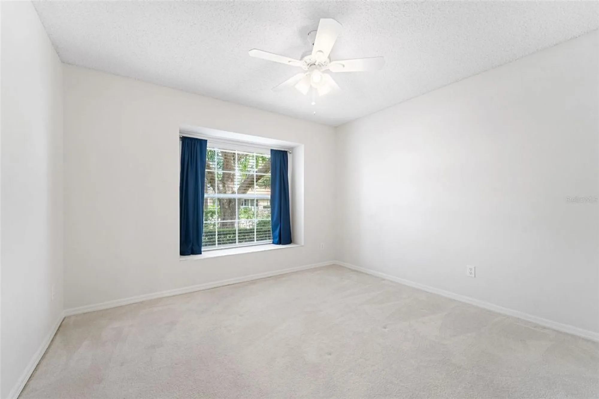 Property Slideshow image 21 of 43 | 2531 new haven cir # 2531, Sun City Center, FL, 33573