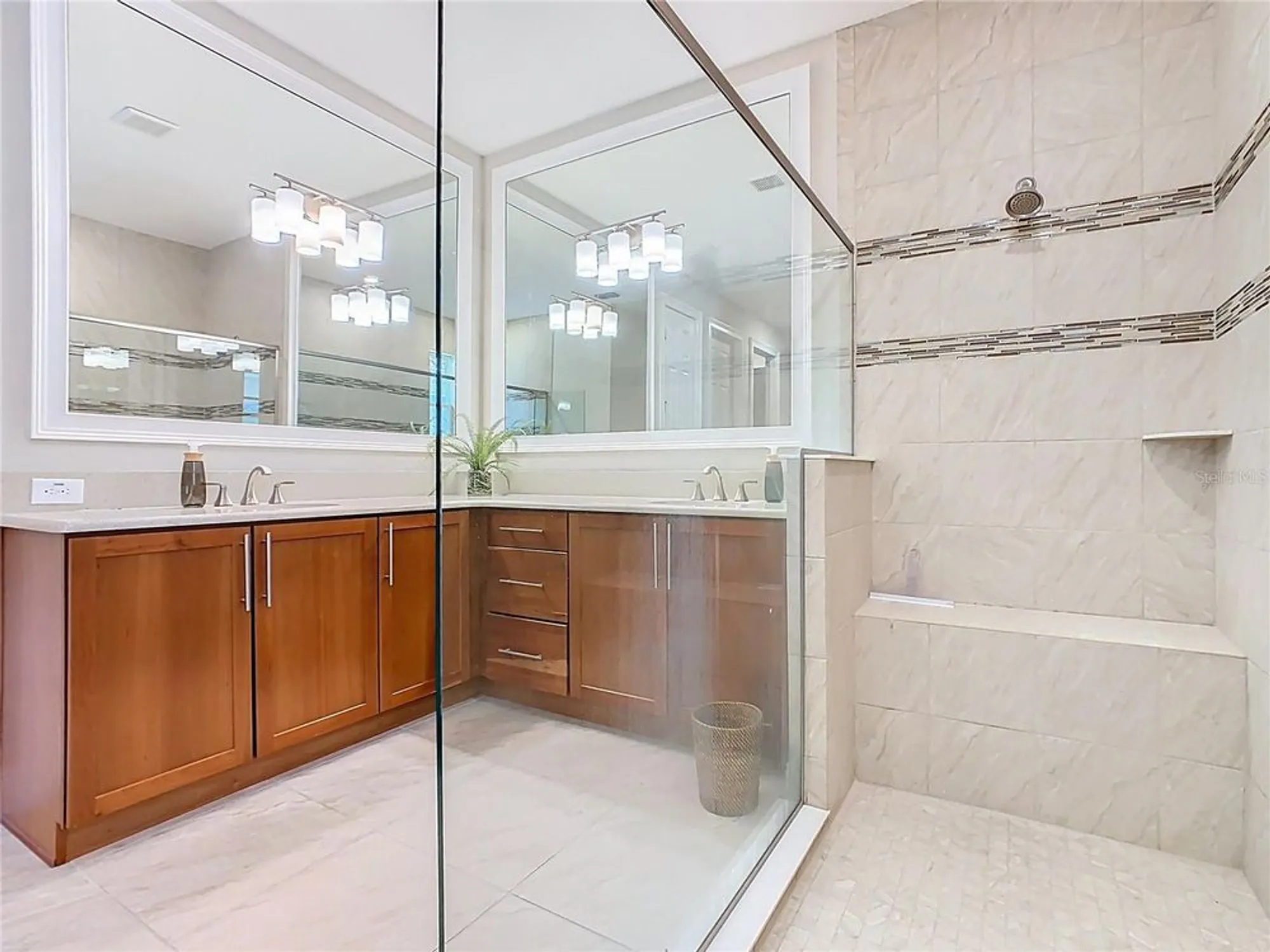 Property Slideshow image 39 of 67 | 418 treviso dr, Kissimmee, FL, 34759