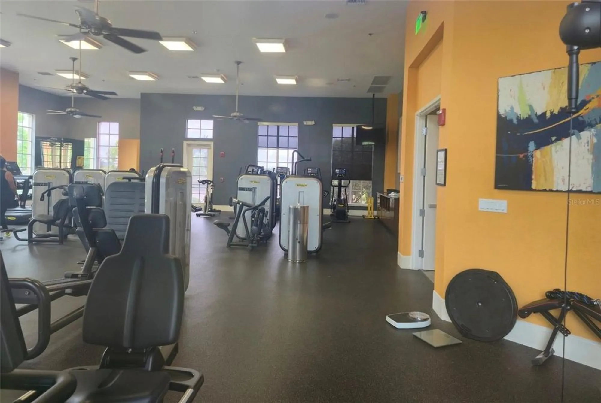 Property Slideshow image 35 of 49 | 108 crescent moon dr, Groveland, FL, 34736