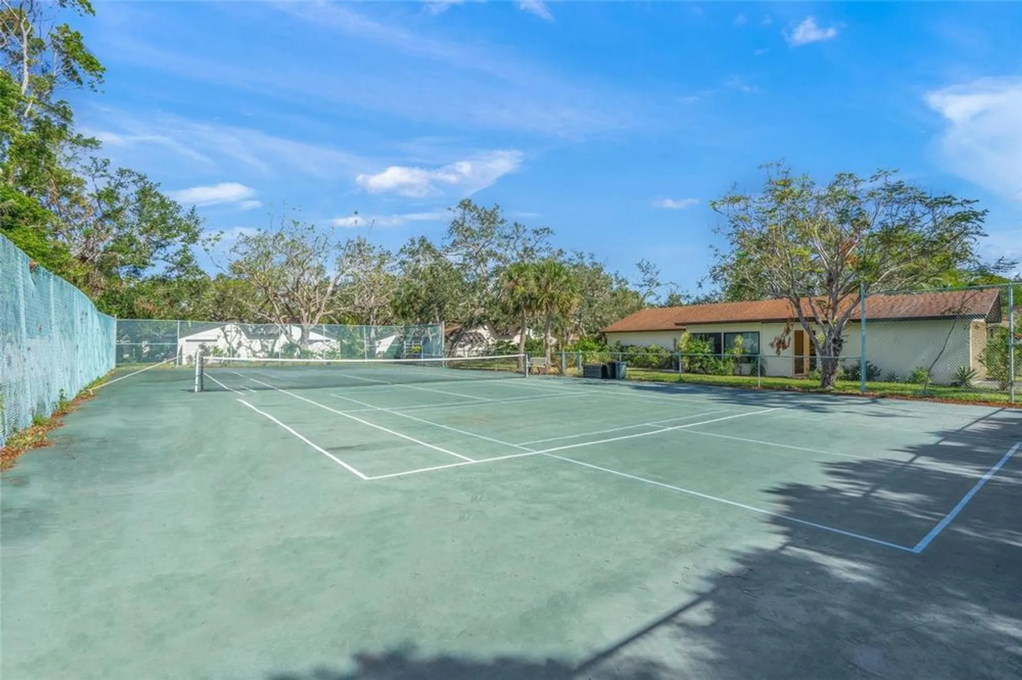 Property Slideshow image 30 of 35 | 6906 woodwind dr 12, Sarasota, FL, 34231